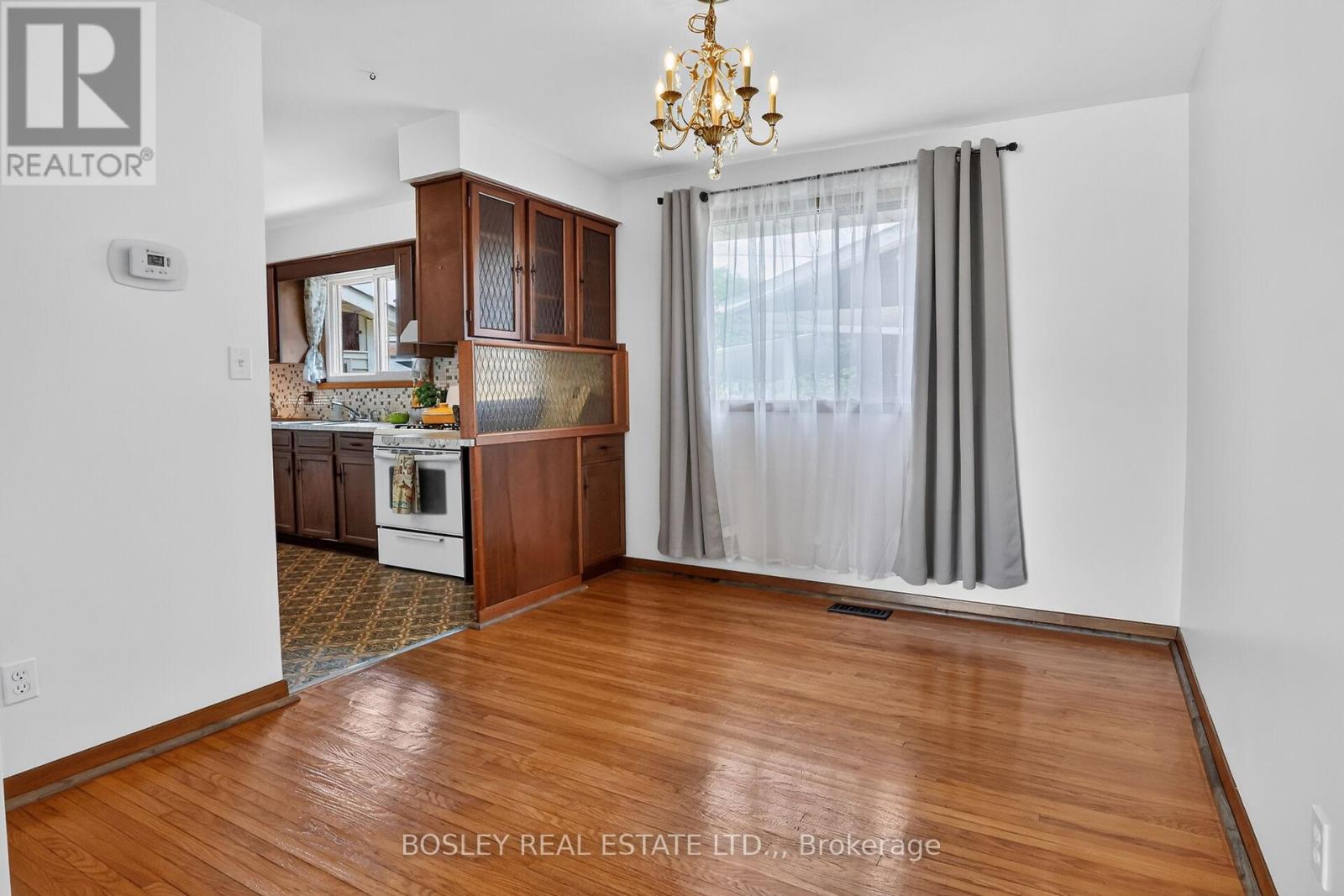 8410 Ares Court, Niagara Falls, Ontario  L2G 6P1 - Photo 15 - X13490446
