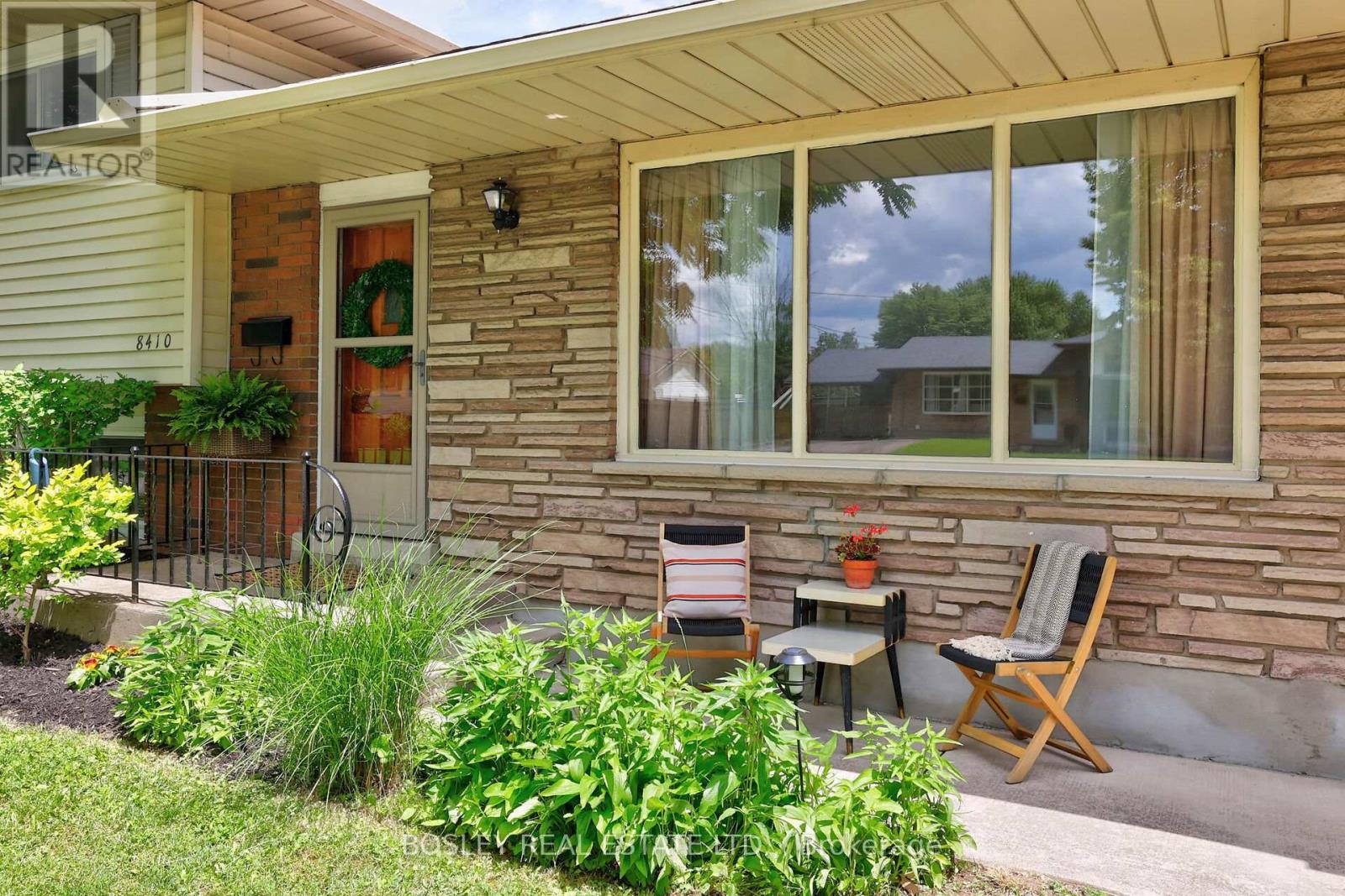 8410 Ares Court, Niagara Falls, Ontario  L2G 6P1 - Photo 2 - X13490446