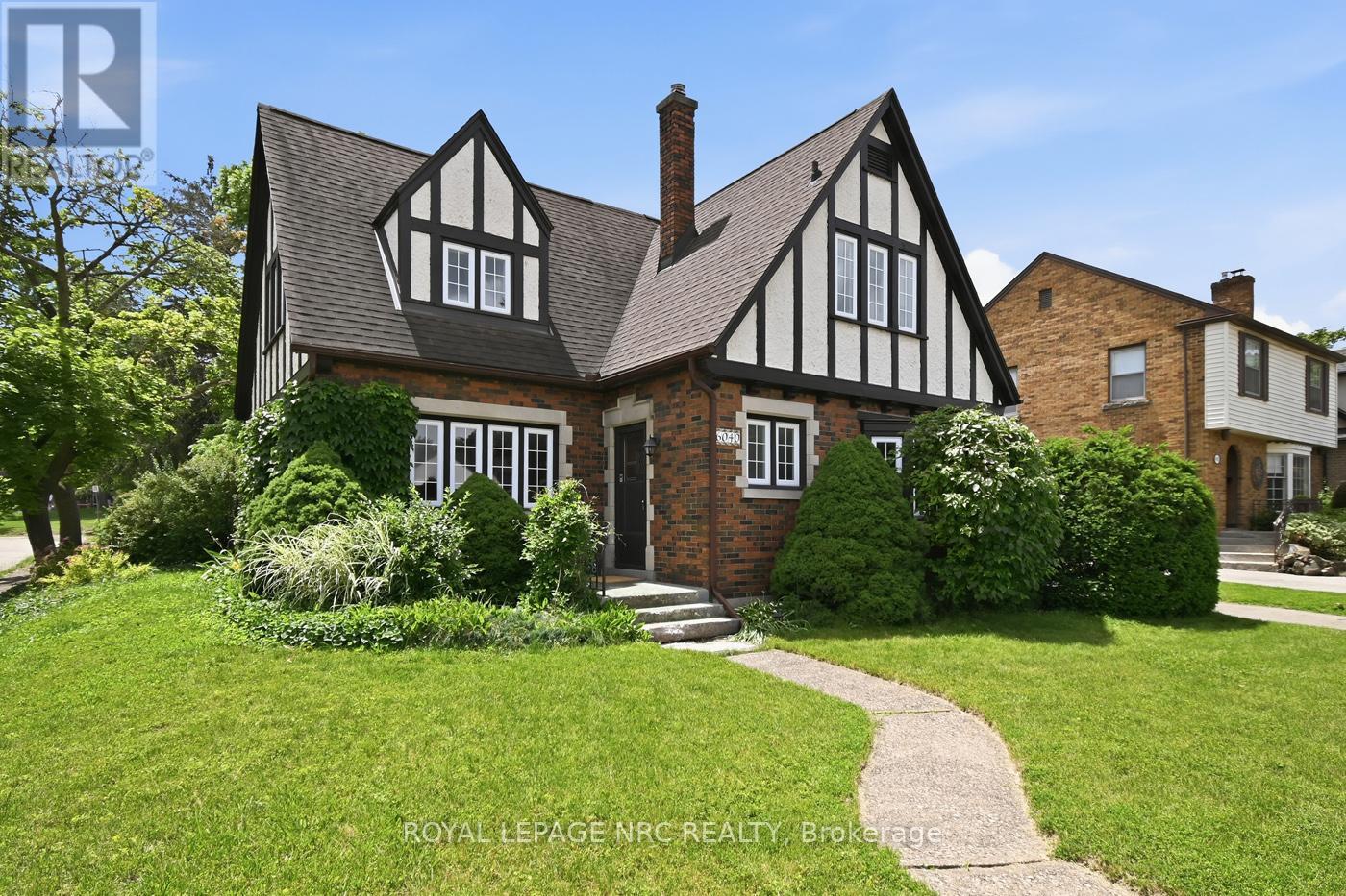 6040 LATSHAW STREET, Niagara Falls, Ontario