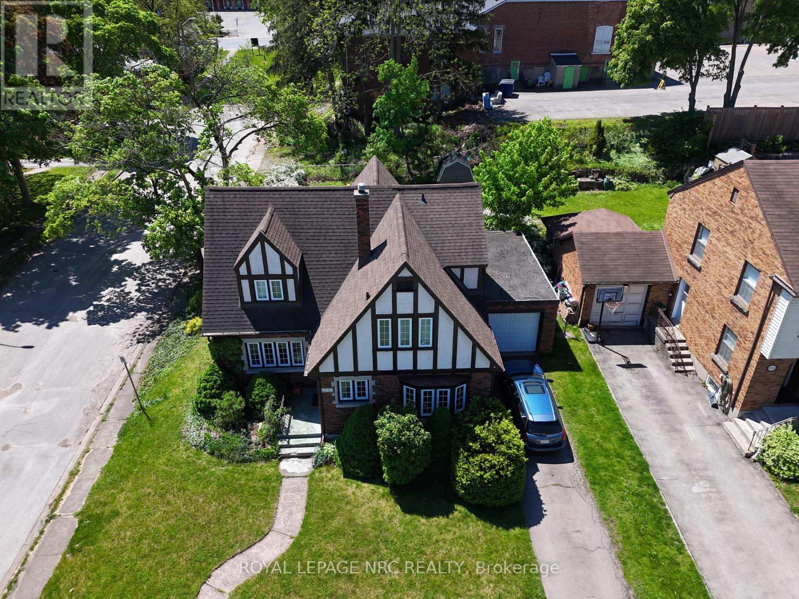 6040 Latshaw Street, Niagara Falls, Ontario  L2G 1R2 - Photo 3 - X13490734
