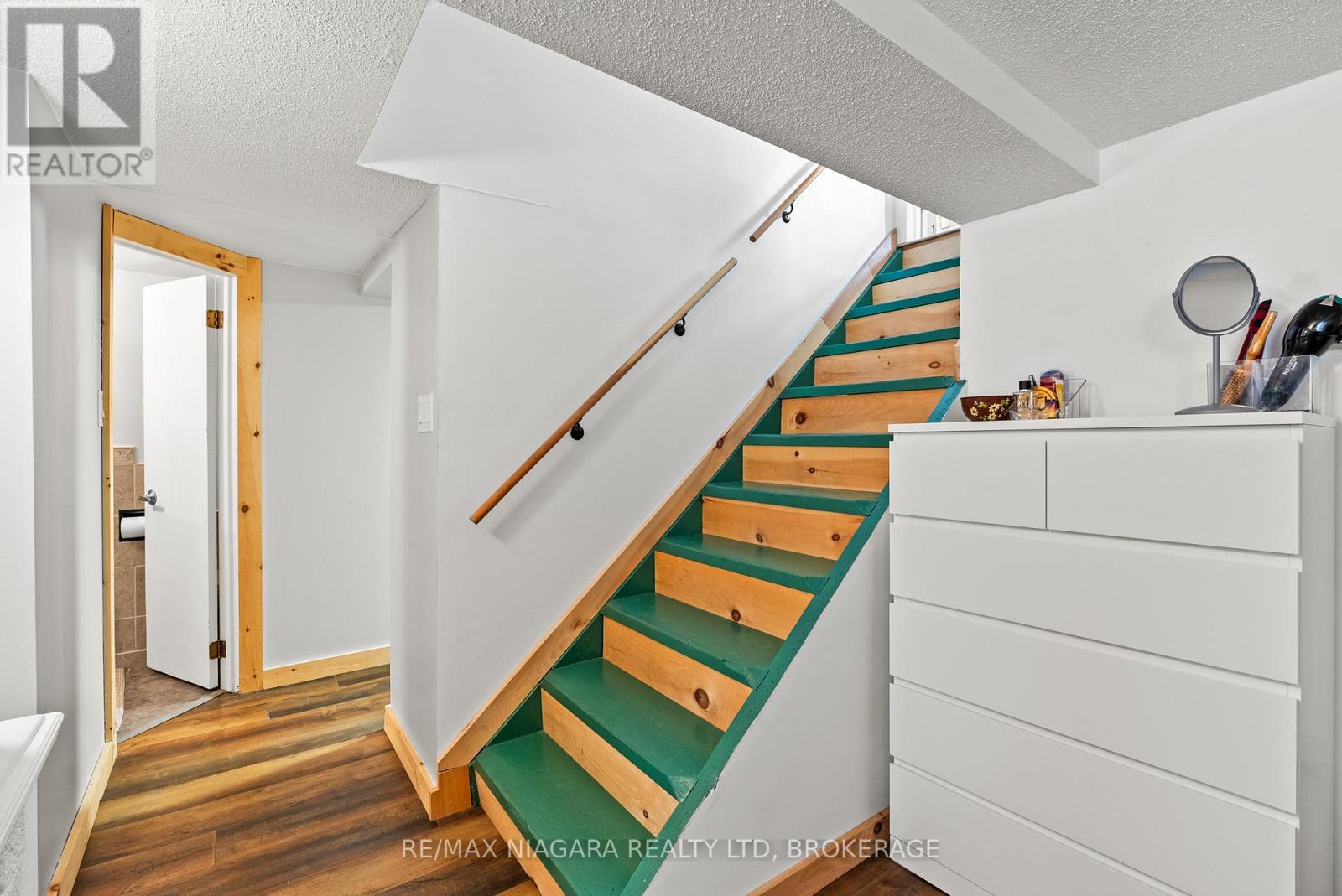 83 Devon Road, St. Catharines, Ontario  L2N 1X5 - Photo 32 - X13491386