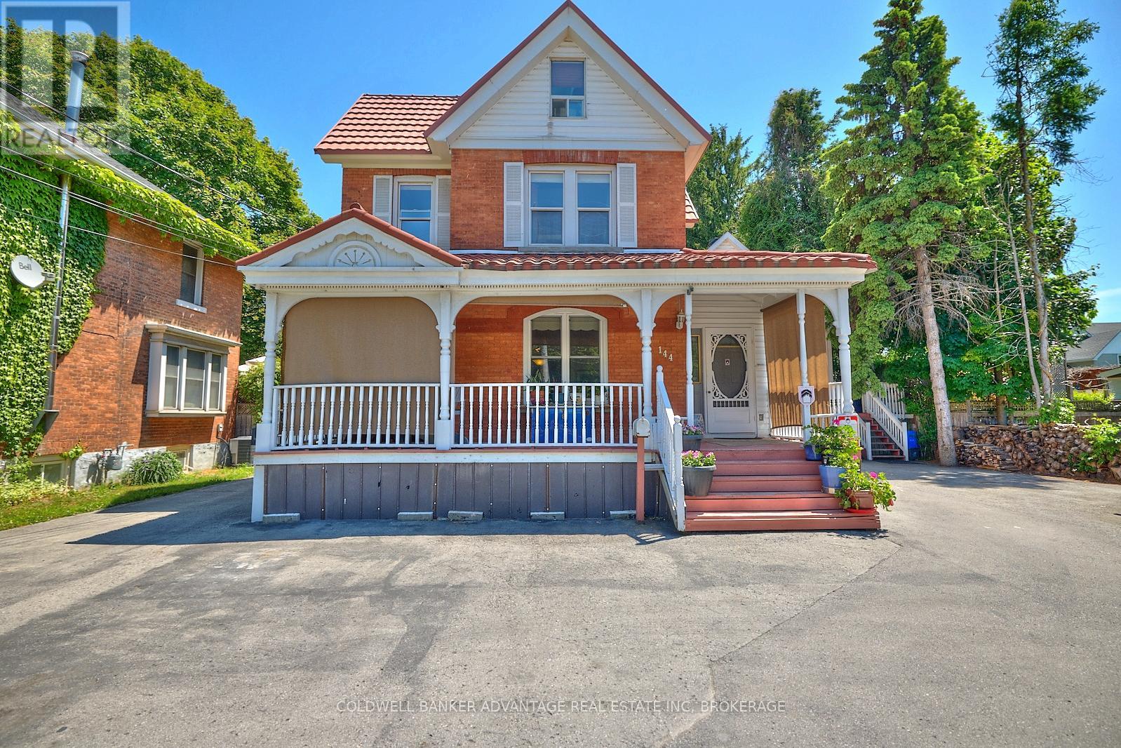 144 GENEVA STREET, St. Catharines, Ontario