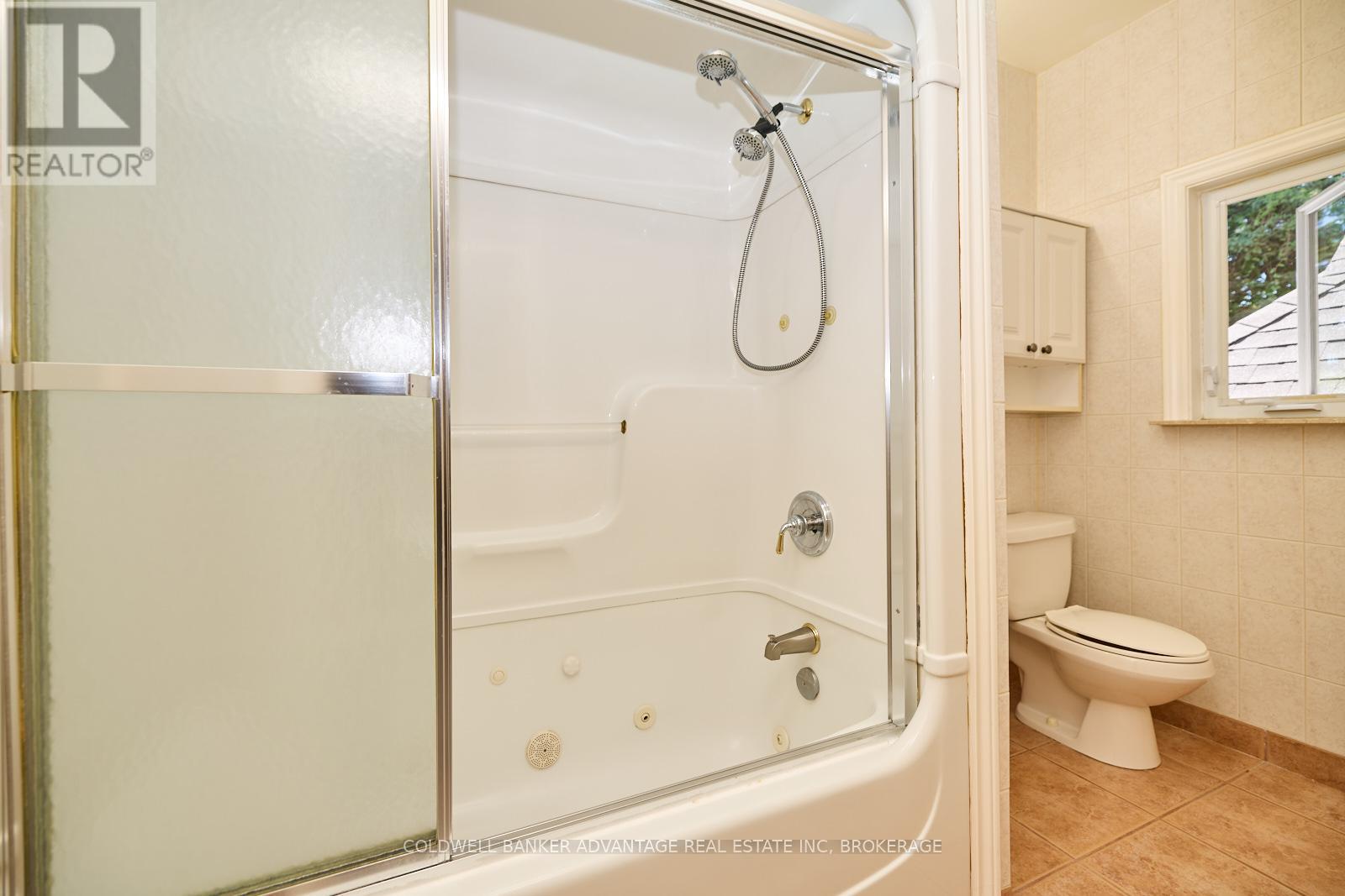 144 Geneva Street, St. Catharines, Ontario  L2R 4N8 - Photo 12 - X13491452
