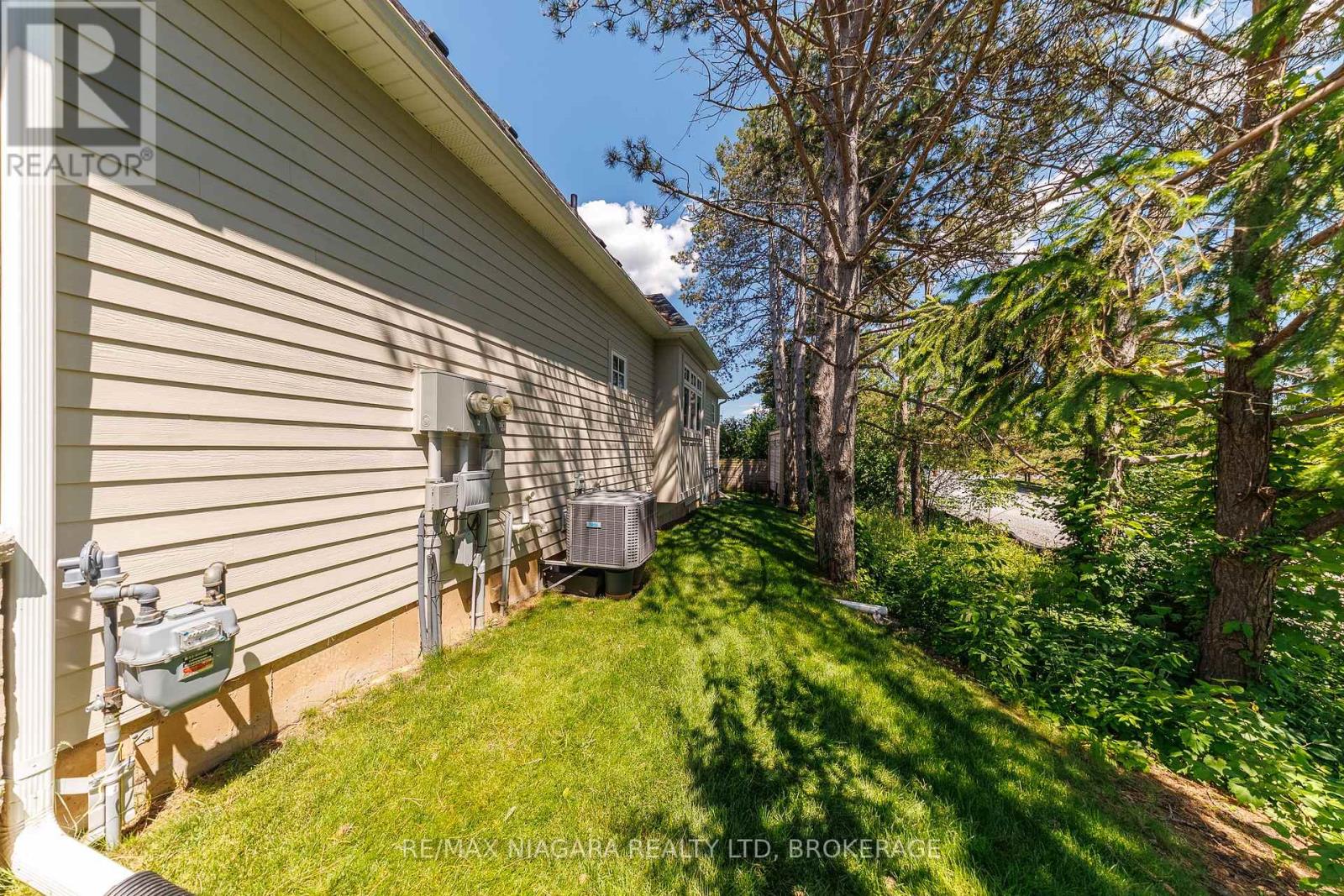 26 Sassafras Row, Fort Erie, Ontario  L0S 1N0 - Photo 40 - X13491848