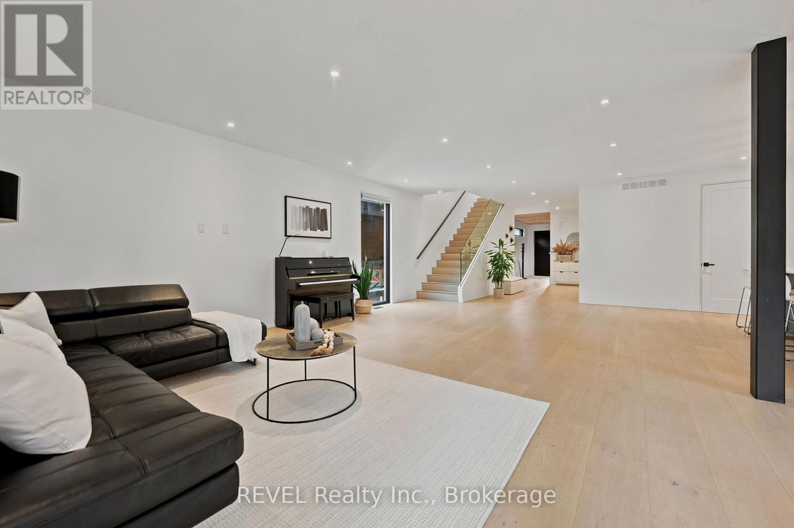 81 Mackenzie King Avenue, St. Catharines, Ontario  L2P 0E1 - Photo 16 - X13492080