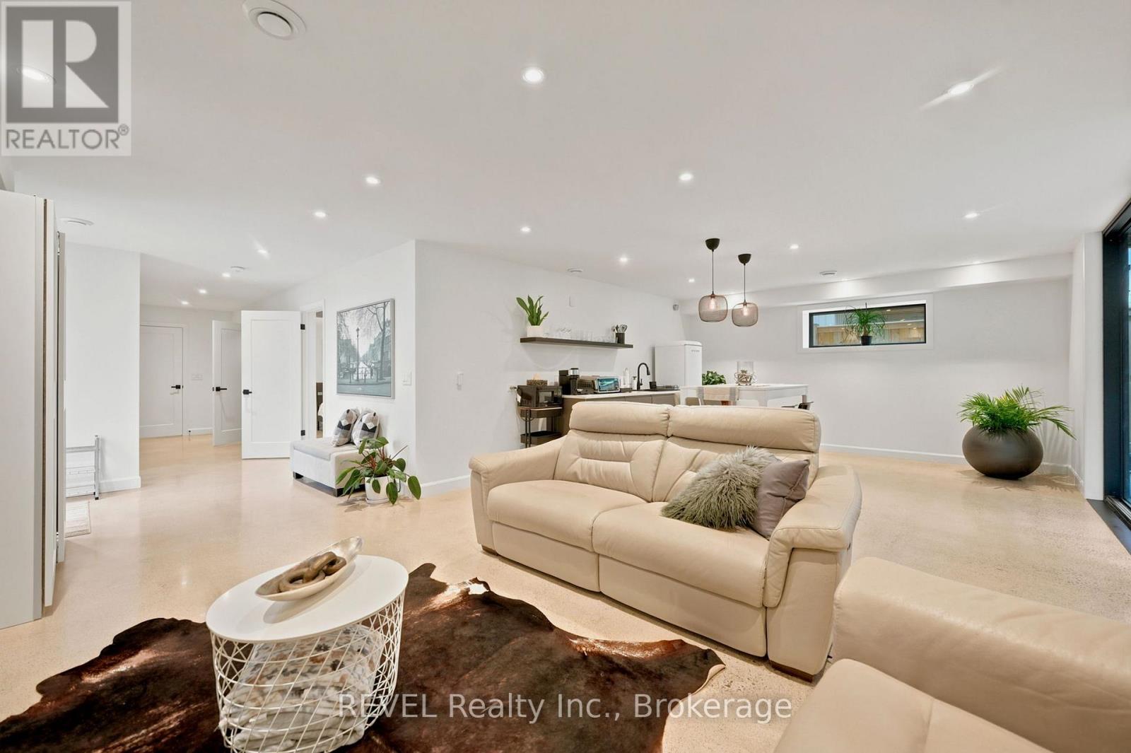 81 Mackenzie King Avenue, St. Catharines, Ontario  L2P 0E1 - Photo 38 - X13492080