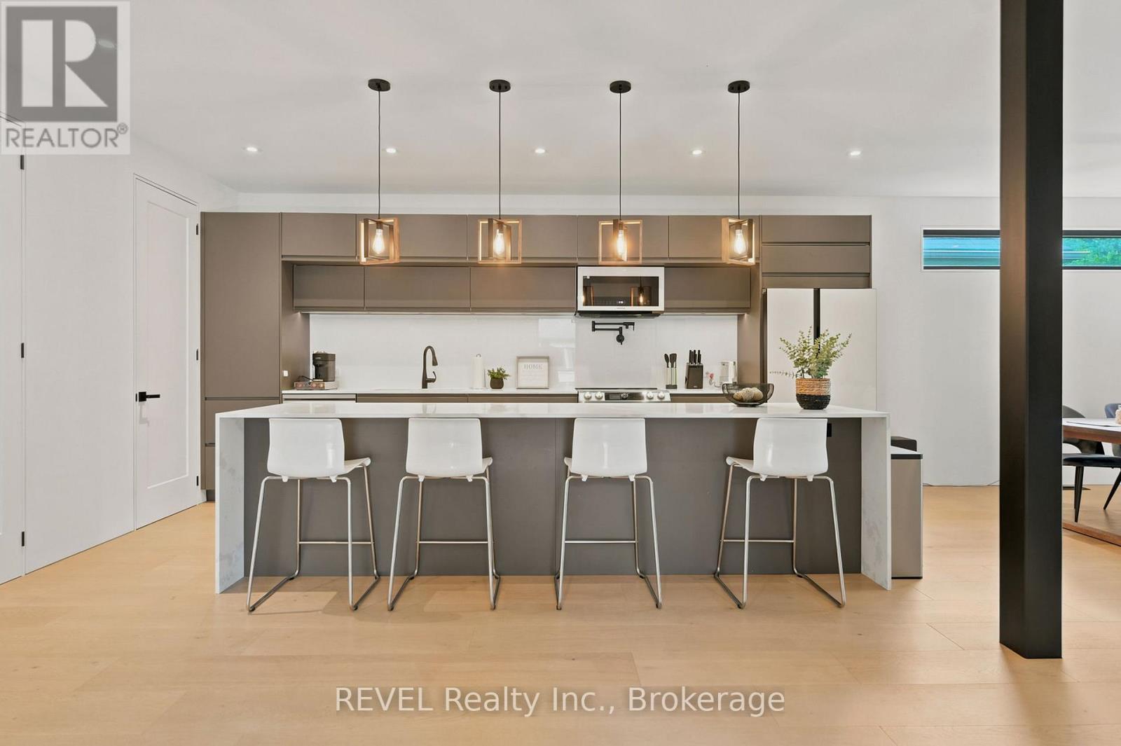 81 Mackenzie King Avenue, St. Catharines, Ontario  L2P 0E1 - Photo 8 - X13492080