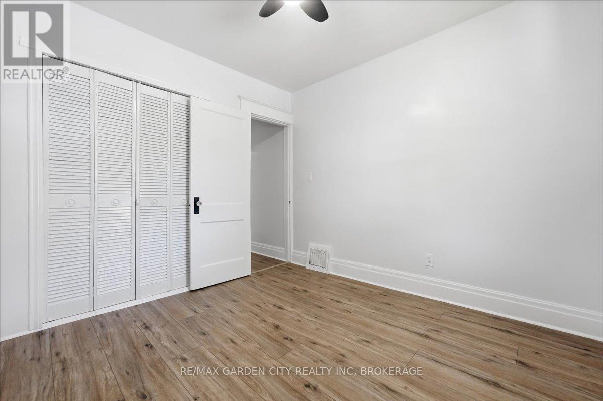 106 Carlton Street, St. Catharines, Ontario  L2R 1R3 - Photo 18 - X13492276