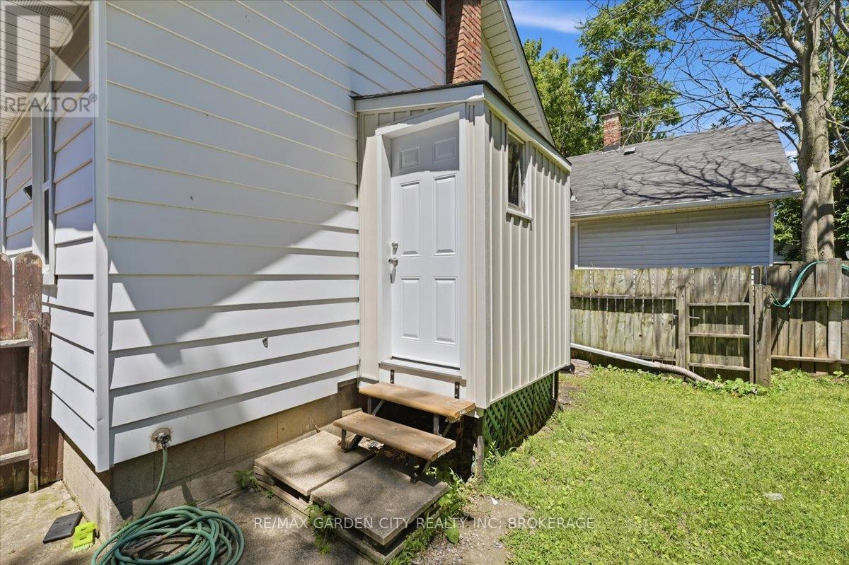 106 Carlton Street, St. Catharines, Ontario  L2R 1R3 - Photo 23 - X13492276