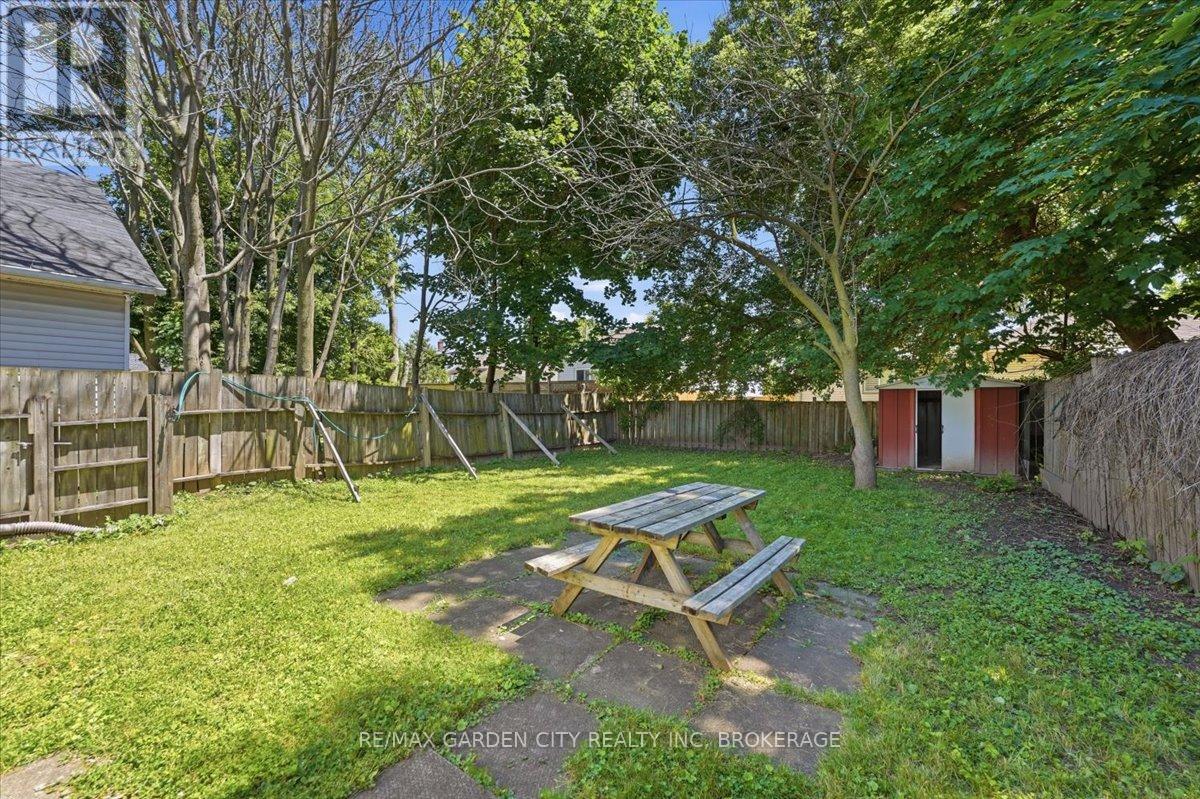 106 Carlton Street, St. Catharines, Ontario  L2R 1R3 - Photo 24 - X13492276