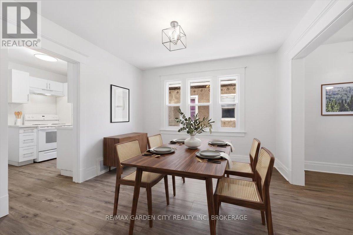 106 Carlton Street, St. Catharines, Ontario  L2R 1R3 - Photo 7 - X13492276