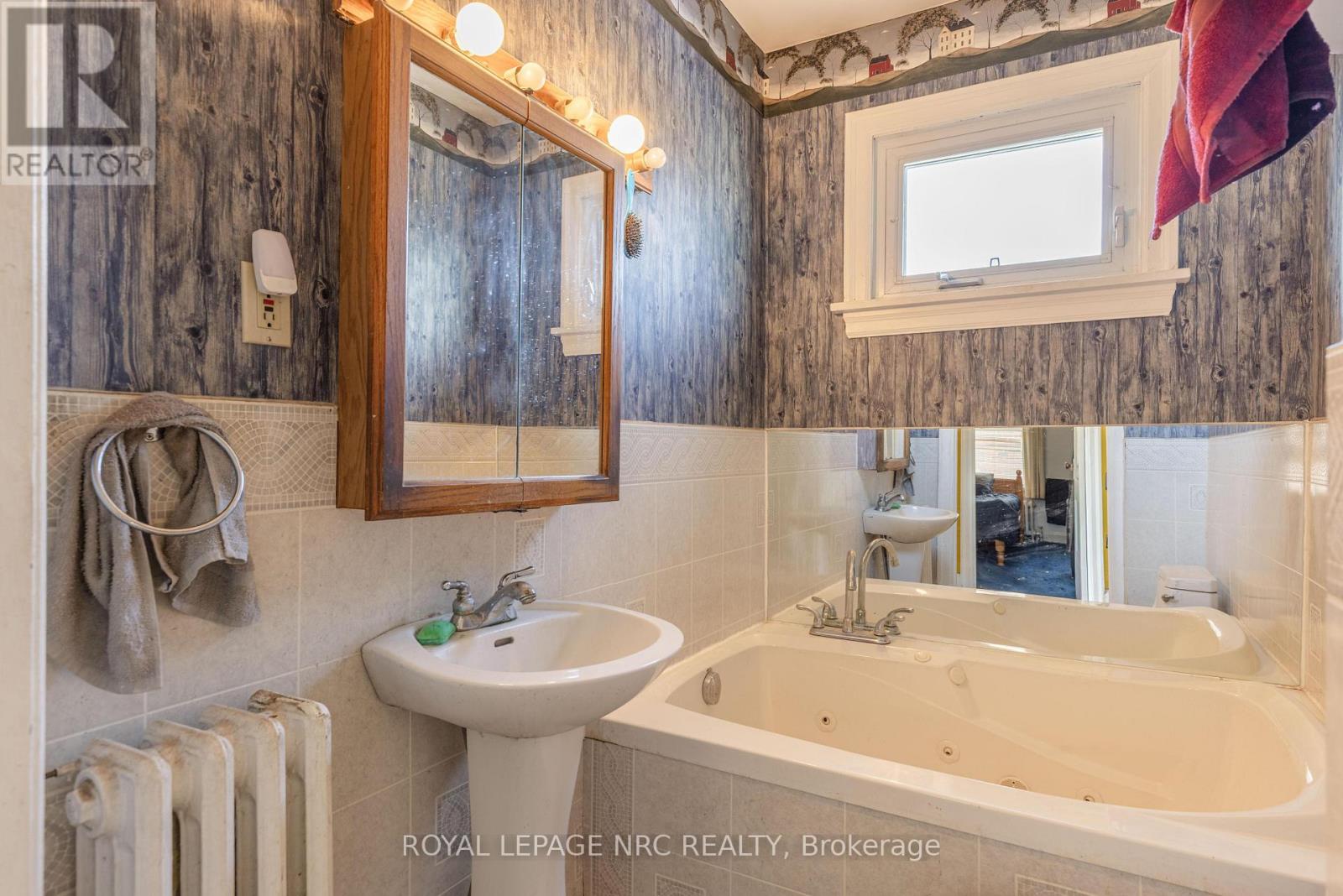 19 Cunningham Street, Thorold, Ontario  L2V 3K6 - Photo 23 - X13492892