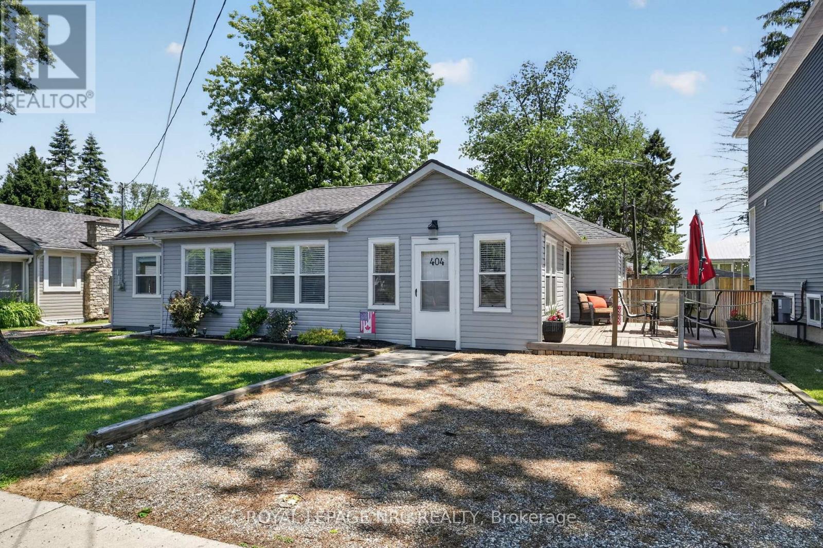 404 LAKEWOOD AVENUE, Fort Erie, Ontario