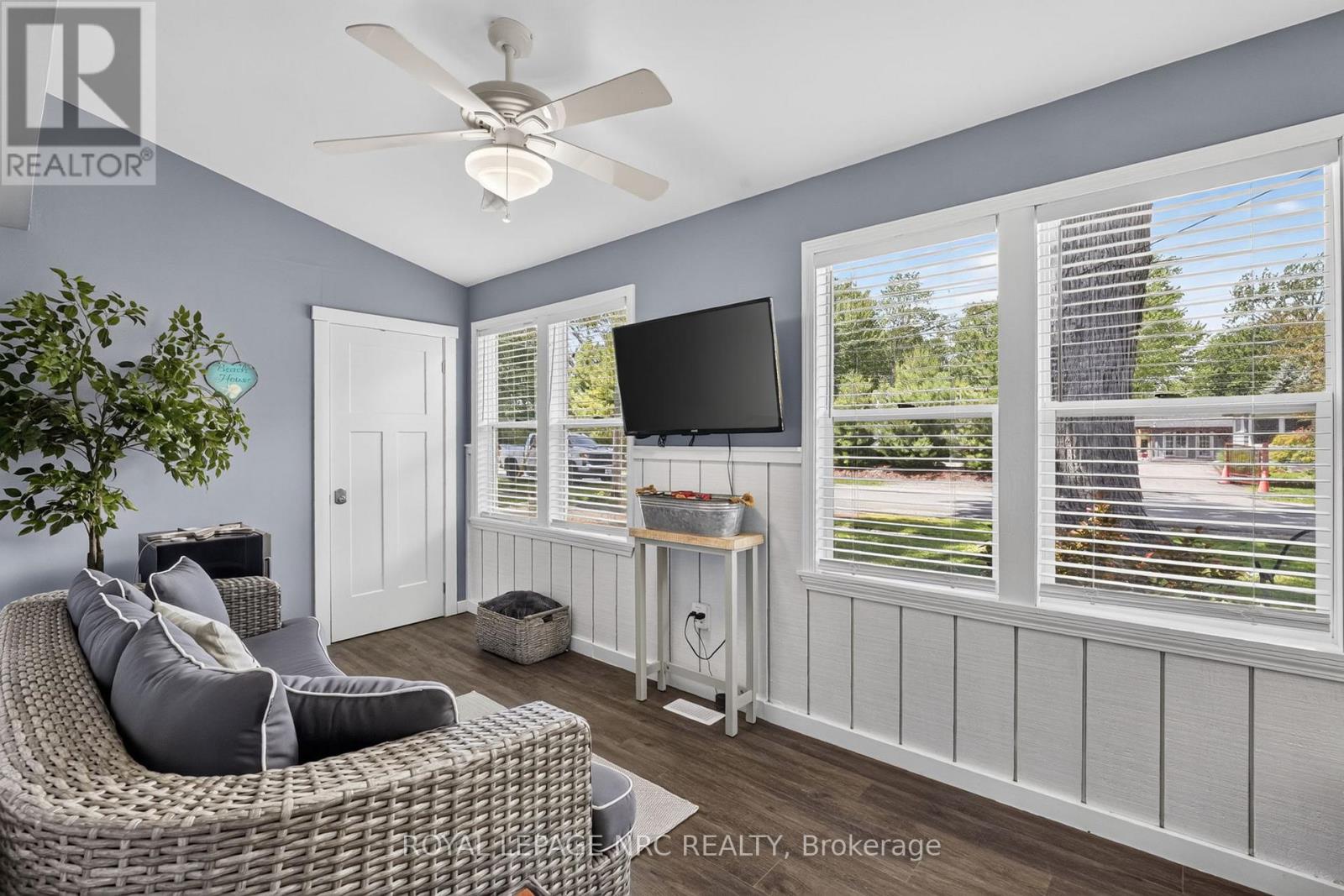 404 Lakewood Avenue, Fort Erie, Ontario  L0S 1B0 - Photo 9 - X13493358