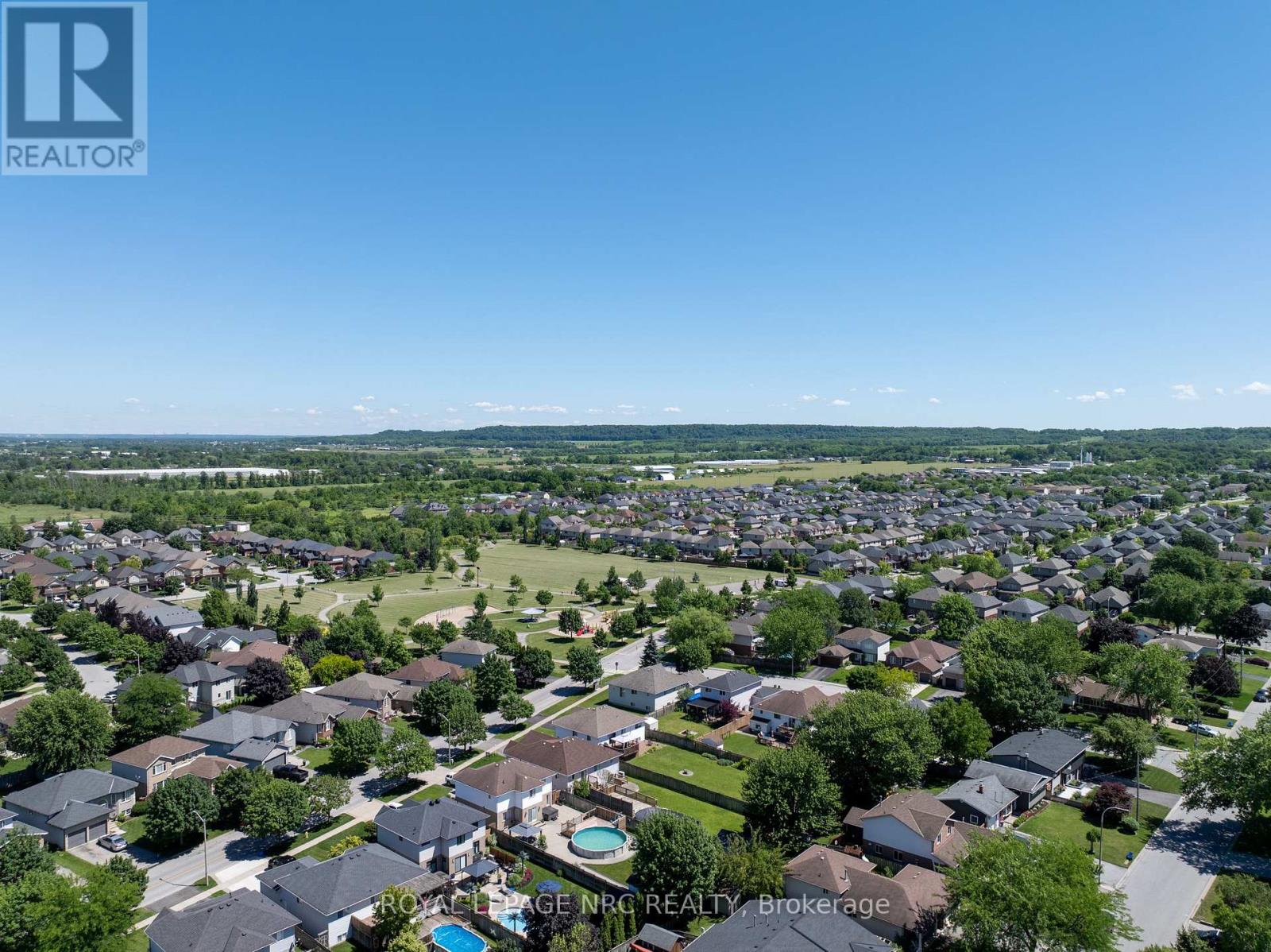 4916 Homestead Drive, Lincoln, Ontario  L3J 0C4 - Photo 4 - X13494264