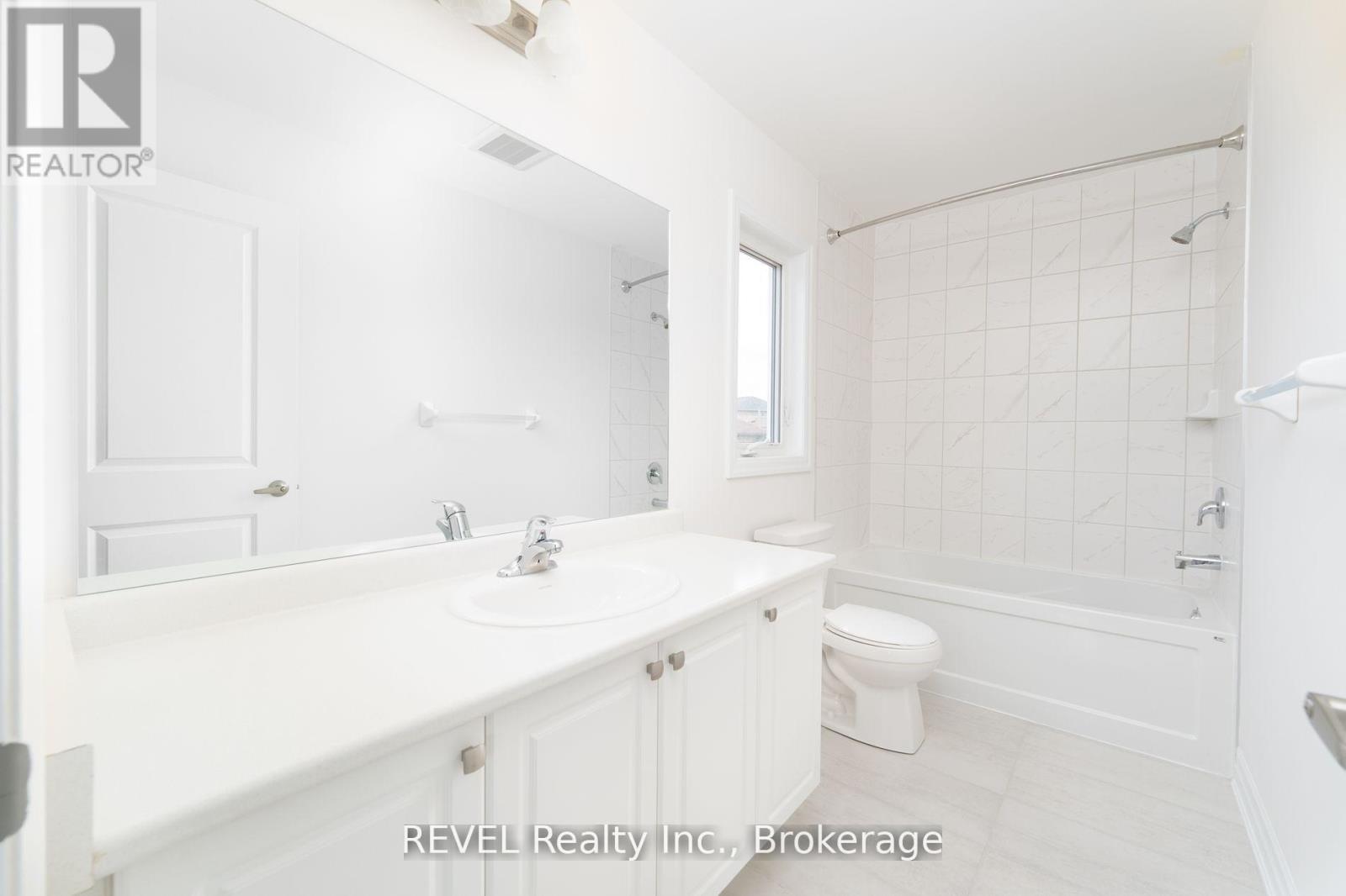 Upper - 4568 Lyons Parkway, Niagara Falls, Ontario  L2E 6S6 - Photo 22 - X13494538