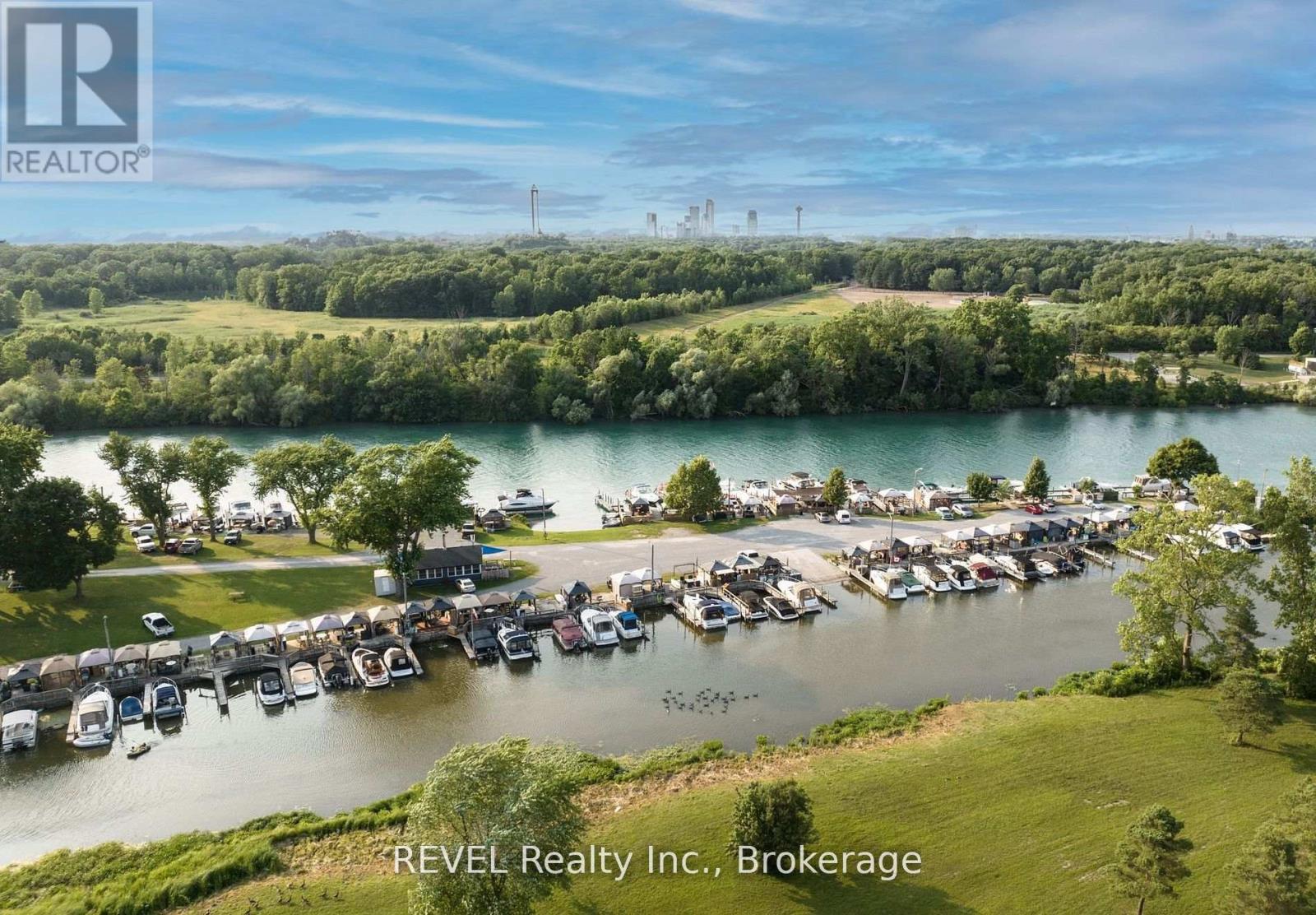 Upper - 4568 Lyons Parkway, Niagara Falls, Ontario  L2E 6S6 - Photo 25 - X13494538