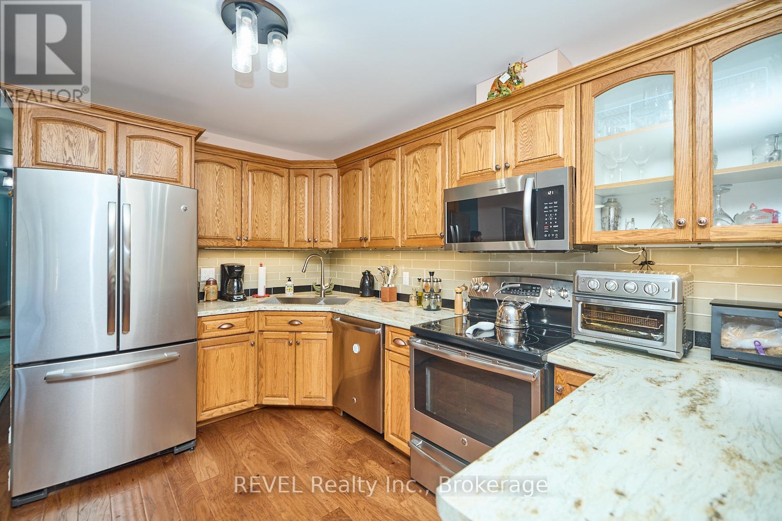19 Knoll Street, Port Colborne, Ontario  L3K 5A4 - Photo 18 - X13494616