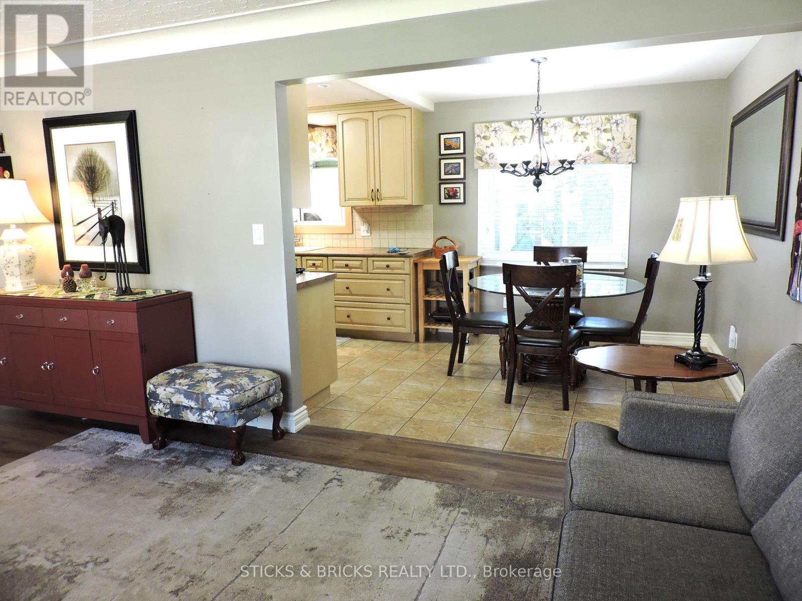 6762 Cherrygrove Road, Niagara Falls, Ontario  L2E 5M6 - Photo 10 - X13494860