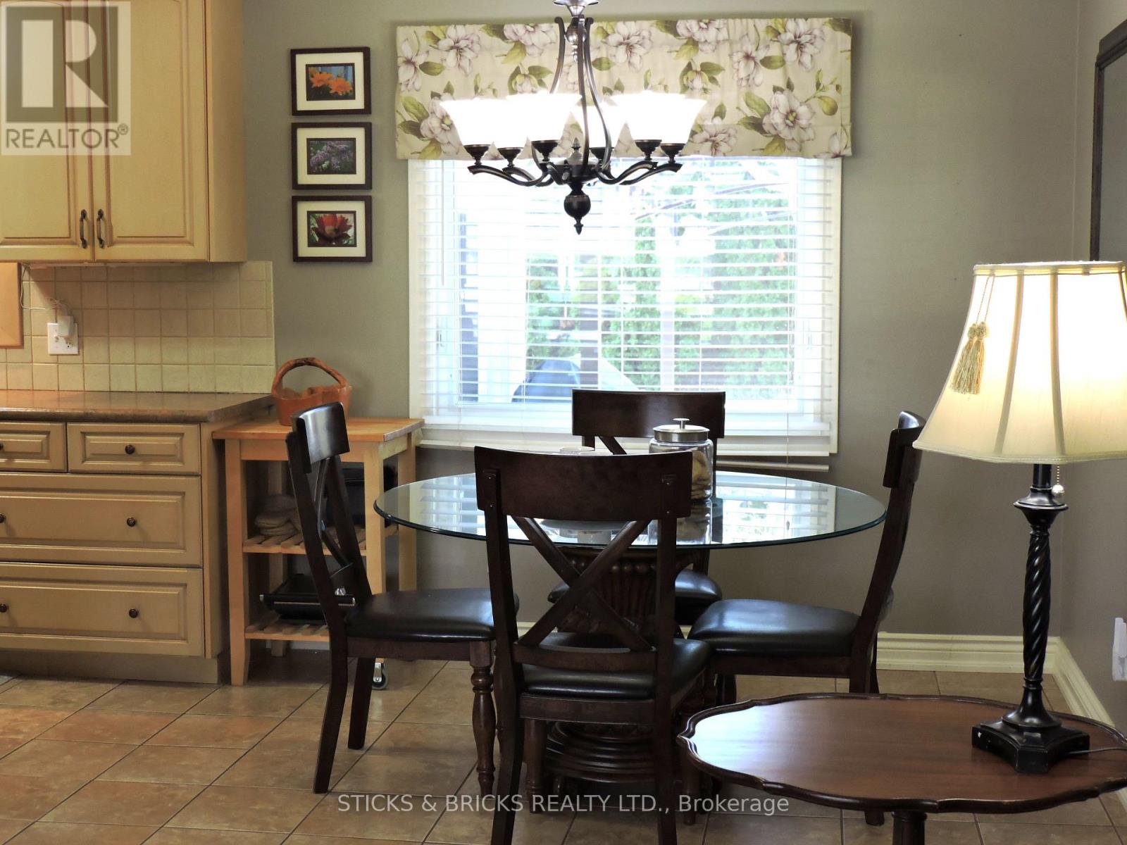 6762 Cherrygrove Road, Niagara Falls, Ontario  L2E 5M6 - Photo 11 - X13494860