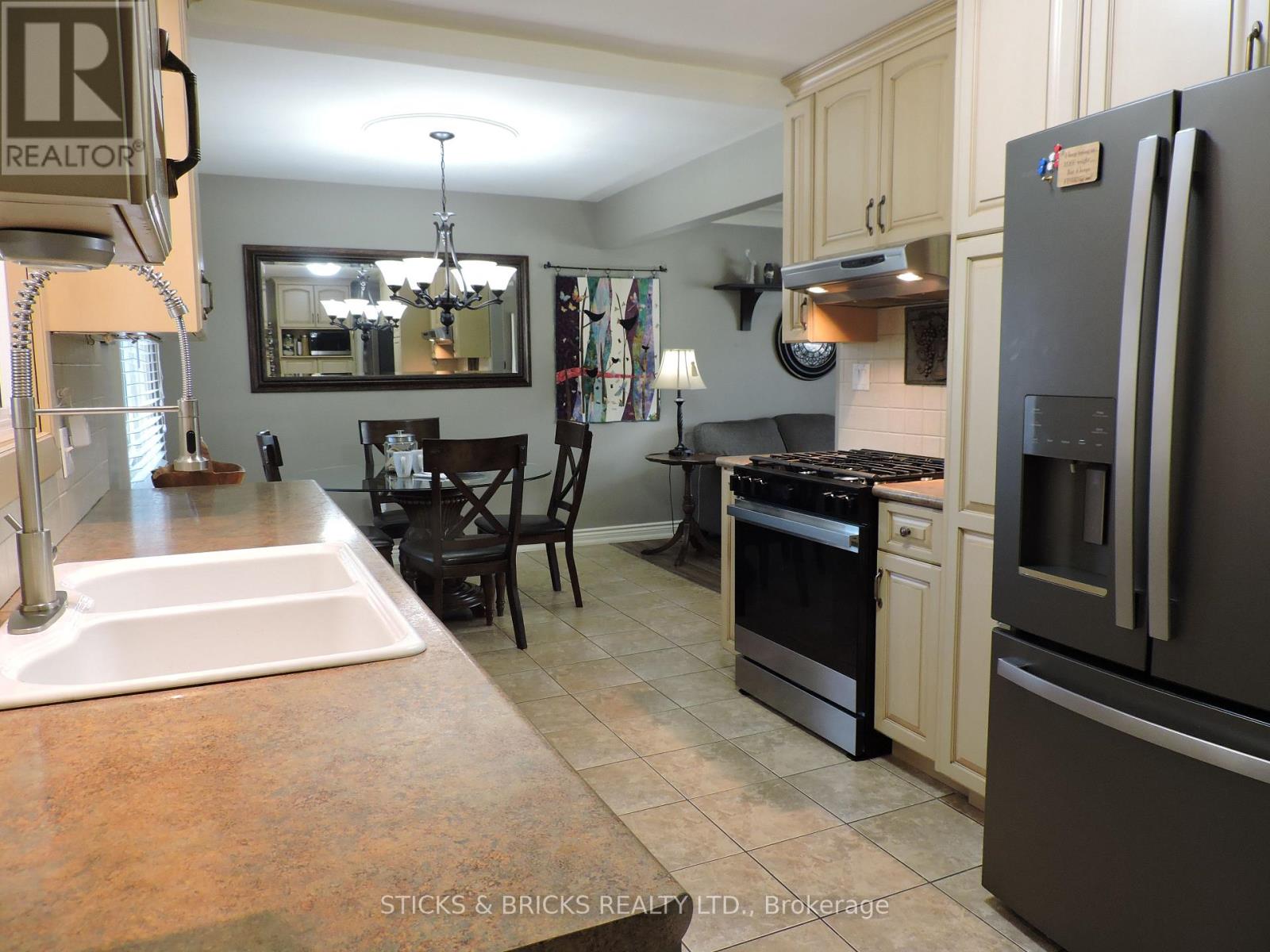 6762 Cherrygrove Road, Niagara Falls, Ontario  L2E 5M6 - Photo 13 - X13494860