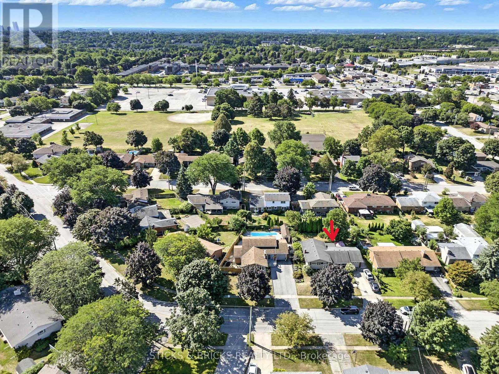 6762 Cherrygrove Road, Niagara Falls, Ontario  L2E 5M6 - Photo 2 - X13494860