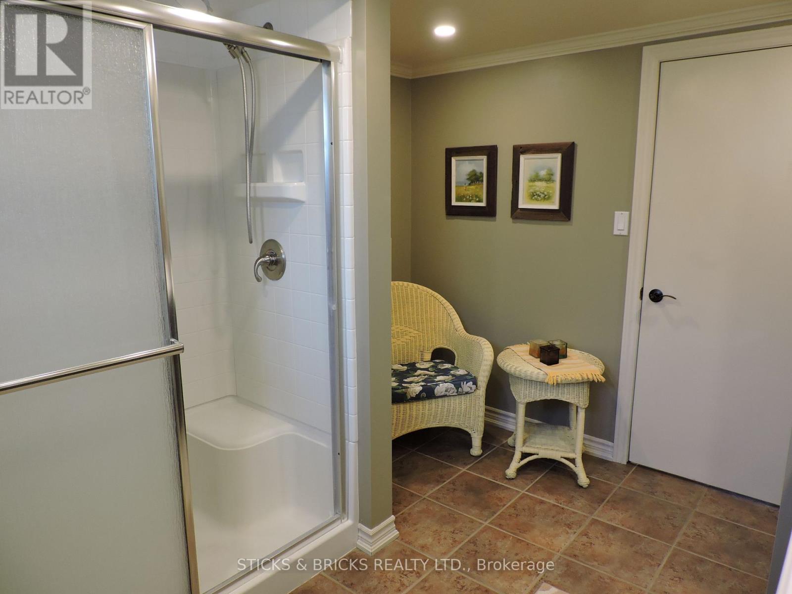 6762 Cherrygrove Road, Niagara Falls, Ontario  L2E 5M6 - Photo 31 - X13494860