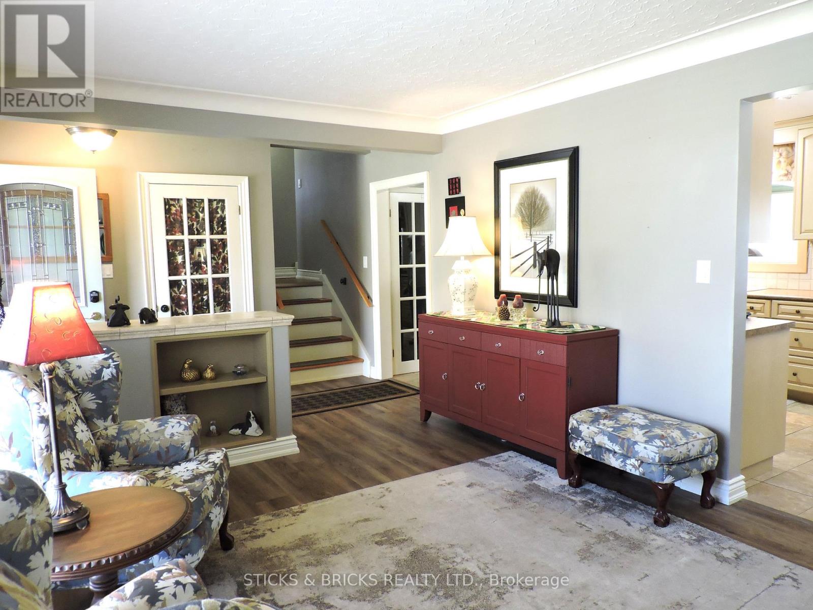 6762 Cherrygrove Road, Niagara Falls, Ontario  L2E 5M6 - Photo 6 - X13494860