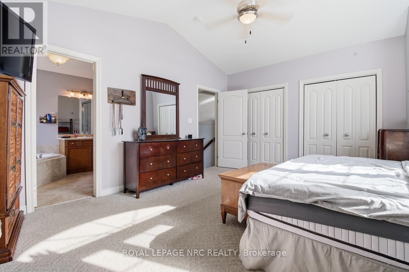 4001 Weinbrenner Road, Niagara Falls, Ontario  L2G 7X9 - Photo 25 - X13495014