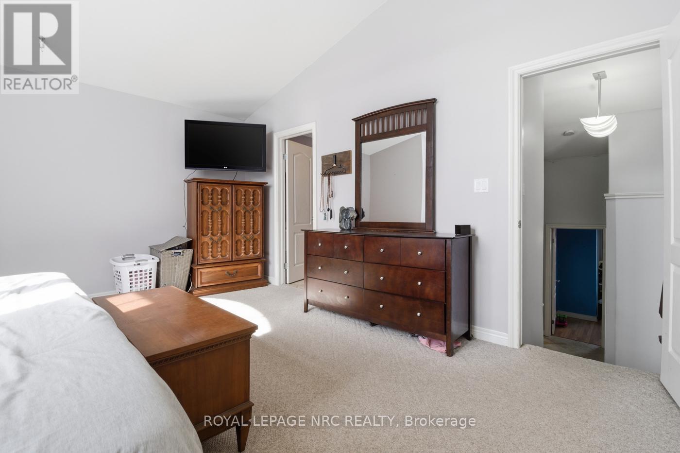 4001 Weinbrenner Road, Niagara Falls, Ontario  L2G 7X9 - Photo 27 - X13495014
