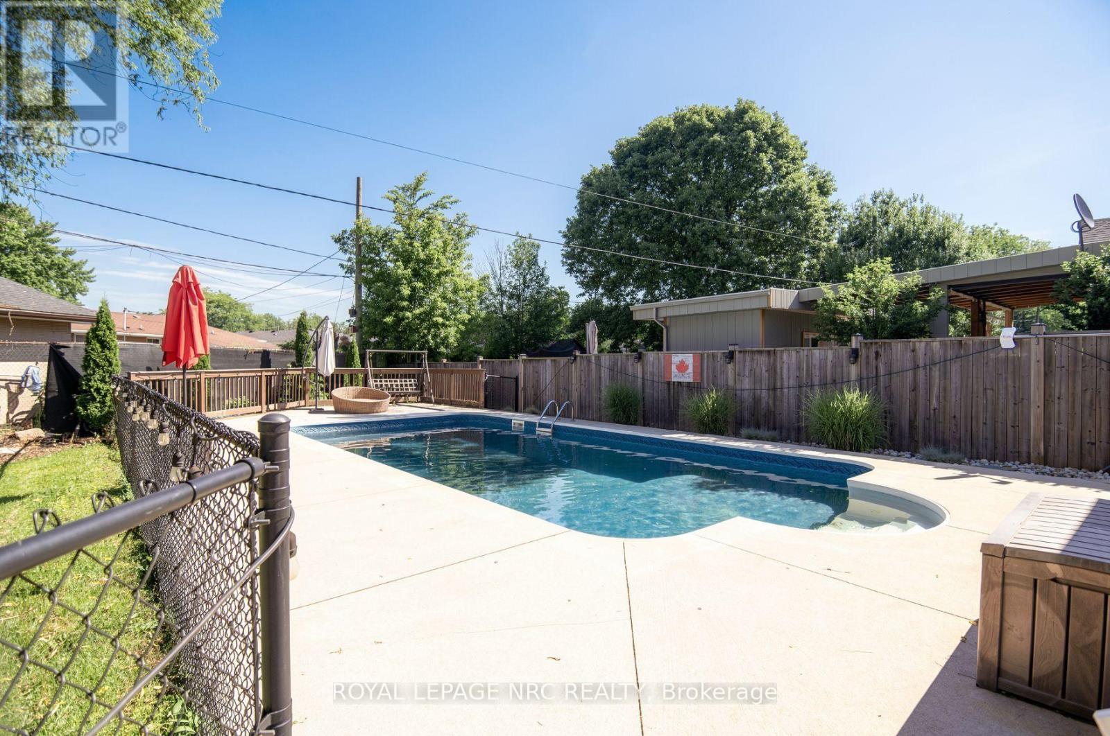 4001 Weinbrenner Road, Niagara Falls, Ontario  L2G 7X9 - Photo 43 - X13495014