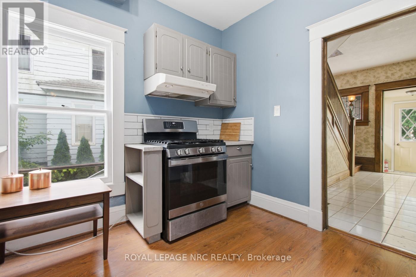 4719 Epworth Circle, Niagara Falls, Ontario  L2E 1C7 - Photo 13 - X13495938