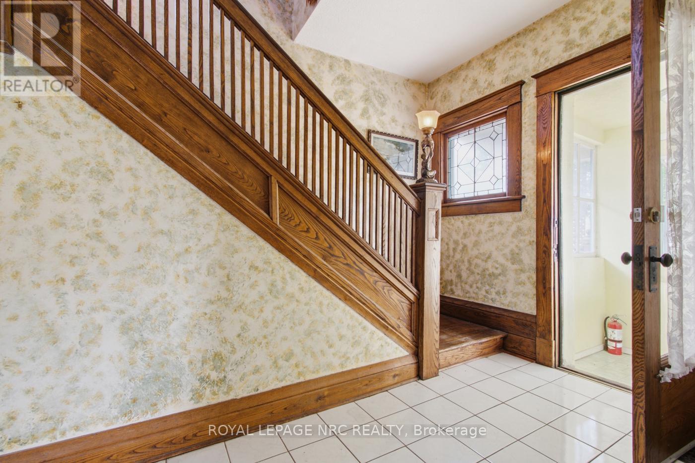4719 Epworth Circle, Niagara Falls, Ontario  L2E 1C7 - Photo 7 - X13495938