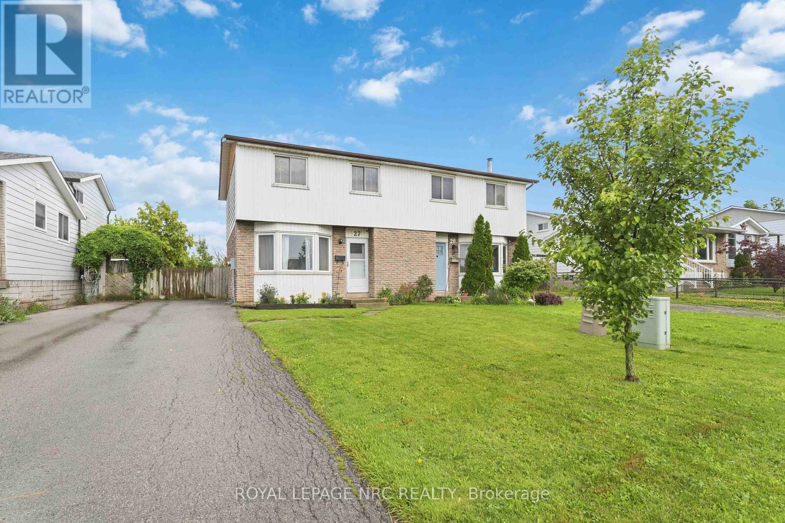 27 CANTERBURY DRIVE, St. Catharines, Ontario