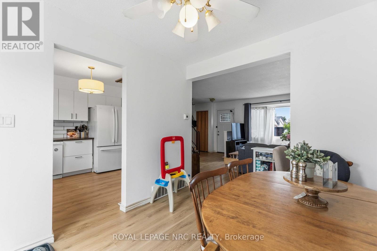 27 Canterbury Drive, St. Catharines, Ontario  L2P 3M6 - Photo 10 - X13496868