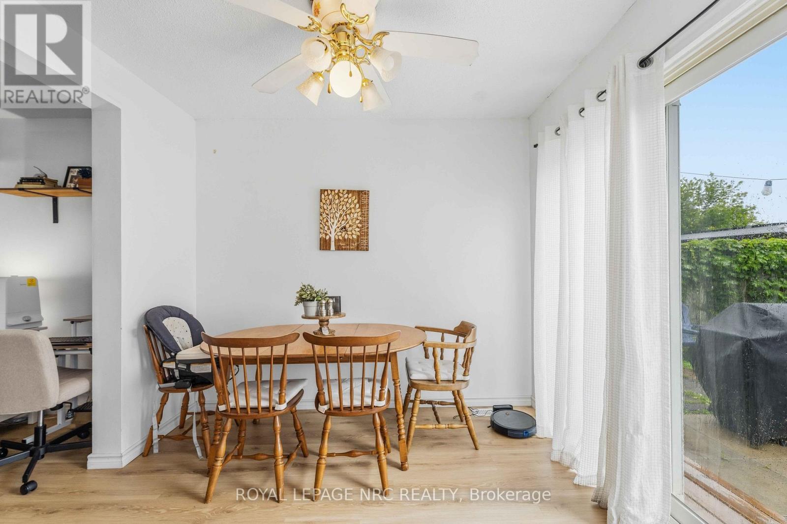 27 Canterbury Drive, St. Catharines, Ontario  L2P 3M6 - Photo 8 - X13496868