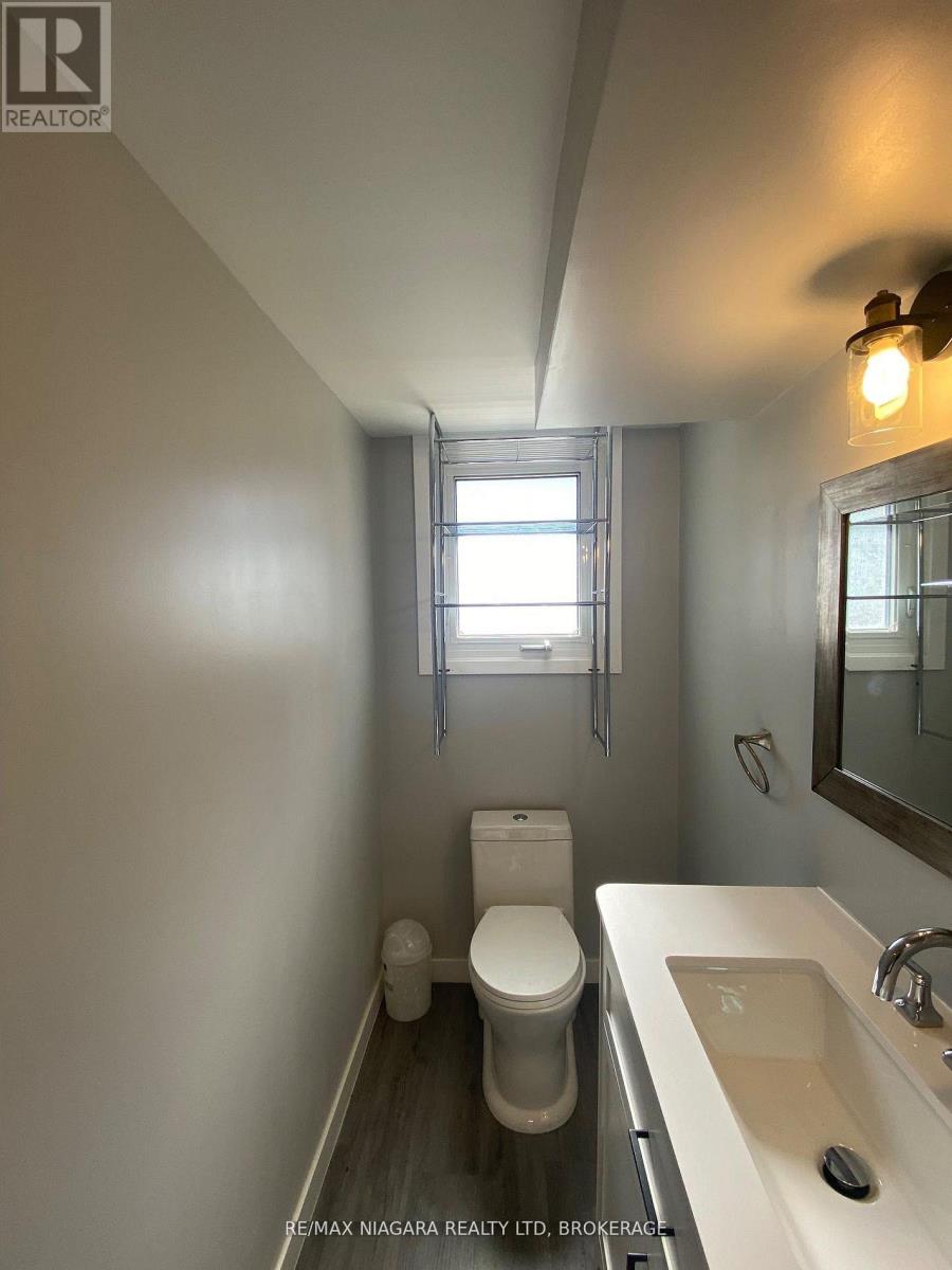 1 Braden Avenue, Welland, Ontario  L3C 2R6 - Photo 9 - X13497150