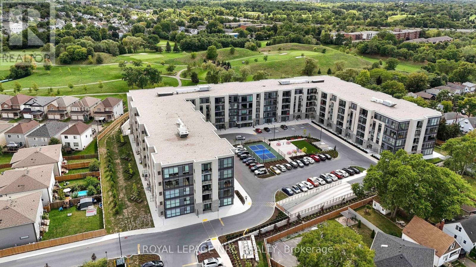 Lp45 - 50 Herrick Avenue, St. Catharines, Ontario  L2P 0G3 - Photo 3 - X13497934