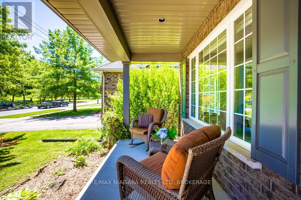374 Pelham Road, St. Catharines, Ontario  L2S 0A2 - Photo 4 - X13498116