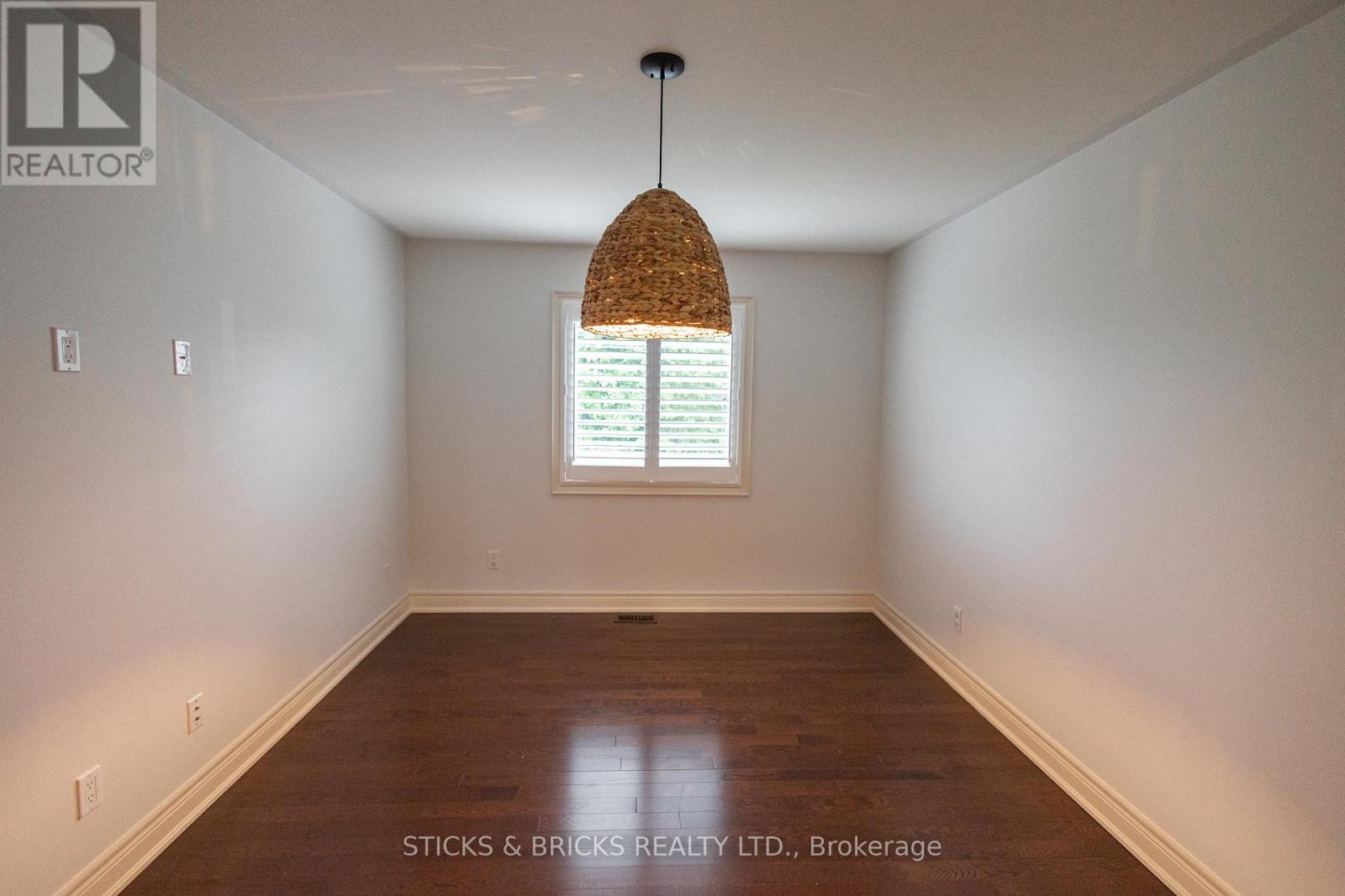 6415 Christopher Crescent, Niagara Falls, Ontario  L2H 0B3 - Photo 27 - X13498370