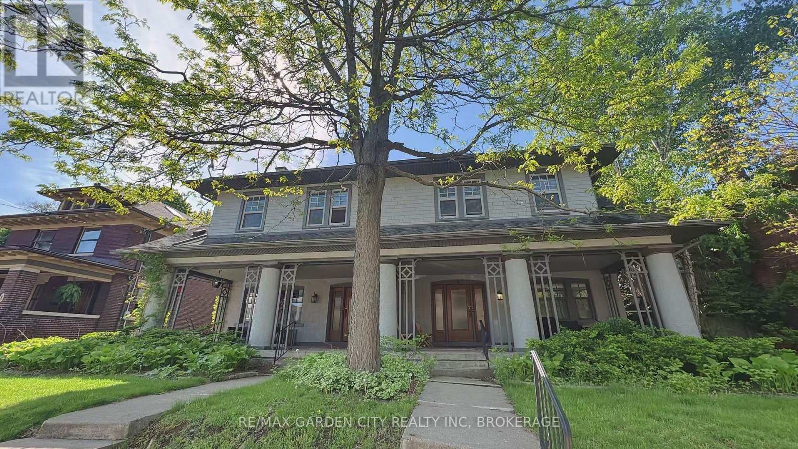 2 - 5 College Street, St. Catharines, Ontario  L2R 2W6 - Photo 2 - X13500780