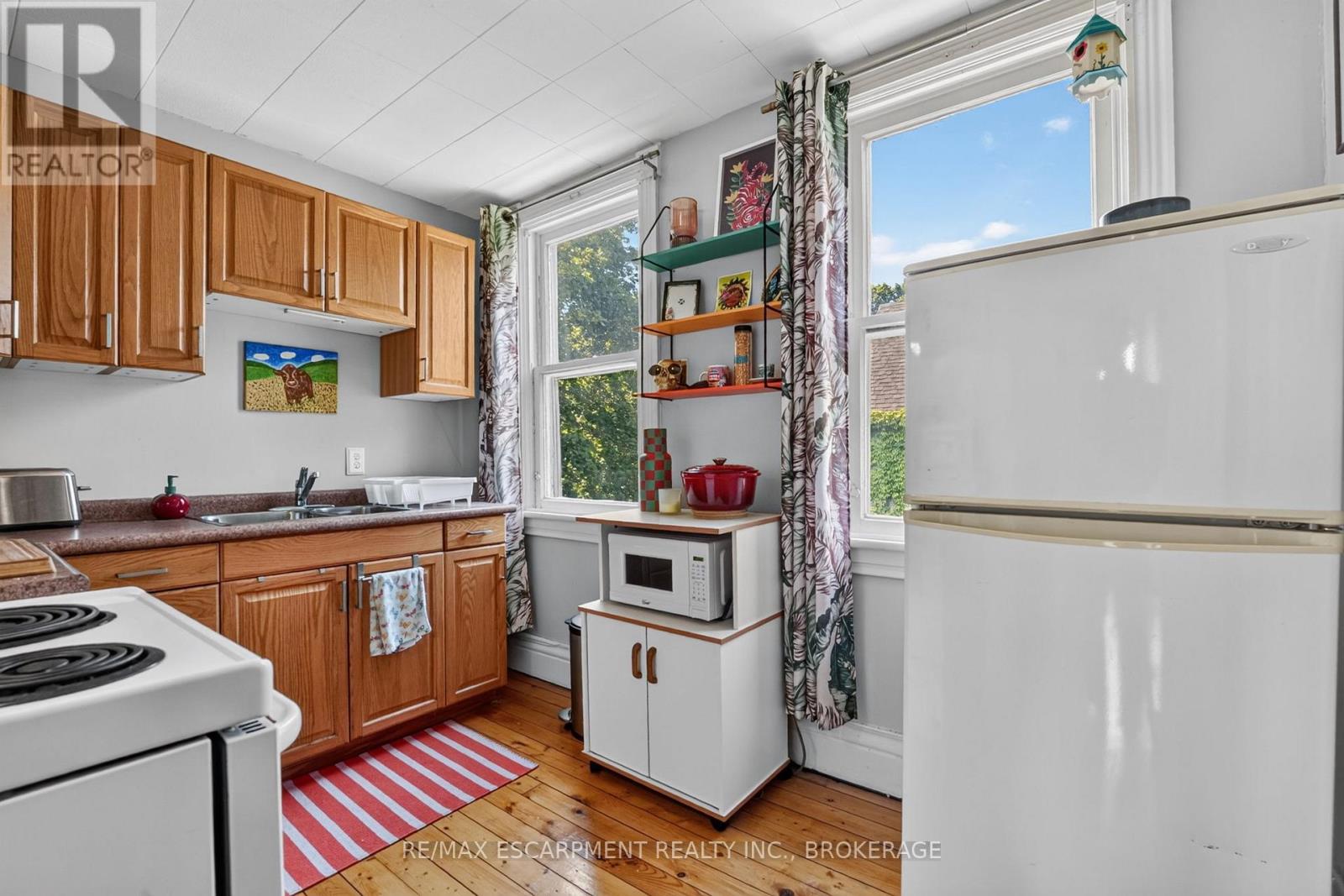 111 Main Street W, Grimsby, Ontario  L3M 1R5 - Photo 11 - X13501330