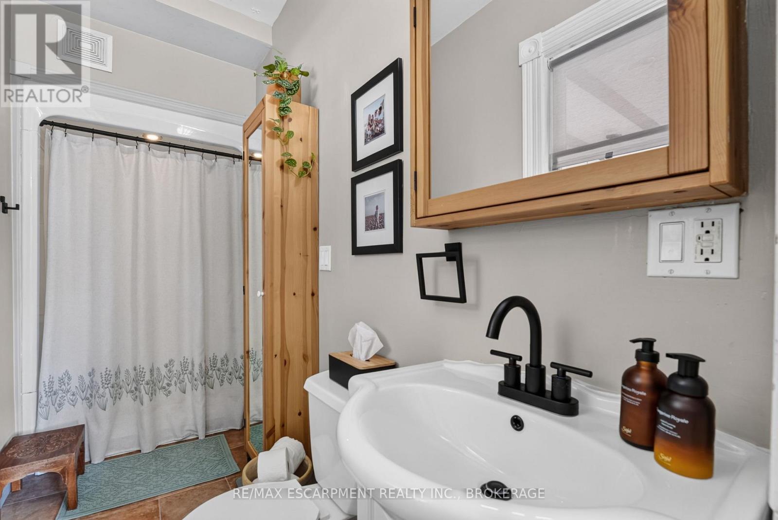 111 Main Street W, Grimsby, Ontario  L3M 1R5 - Photo 28 - X13501330