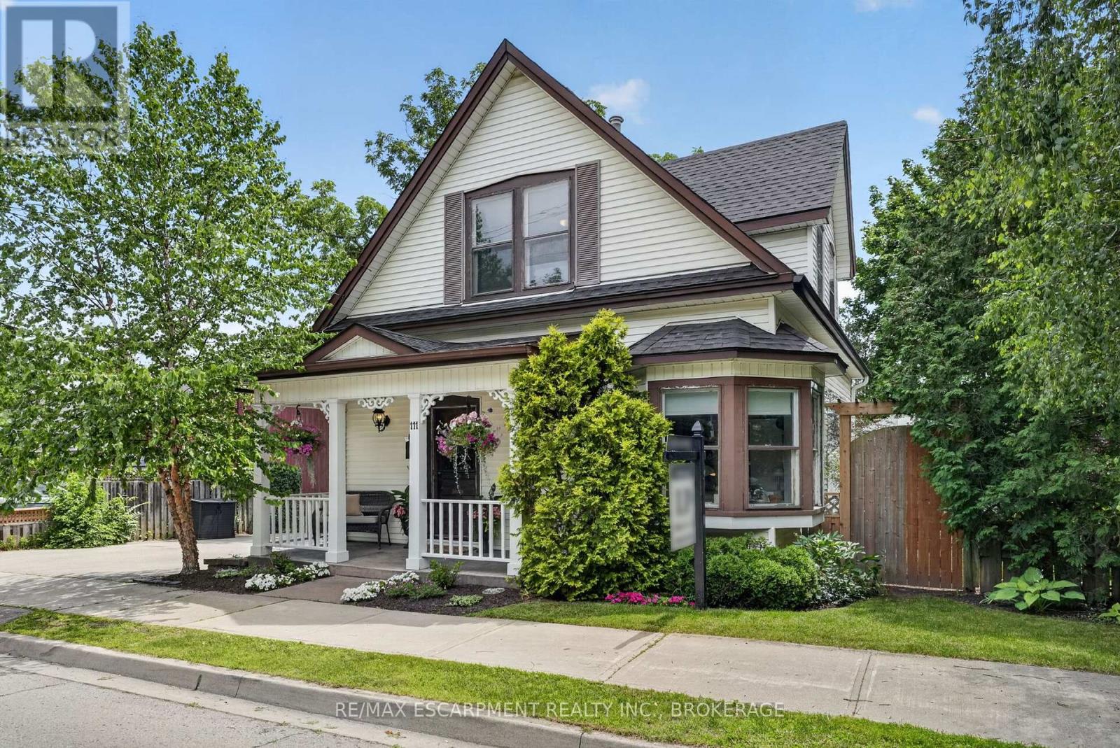 111 Main Street W, Grimsby, Ontario  L3M 1R5 - Photo 3 - X13501330