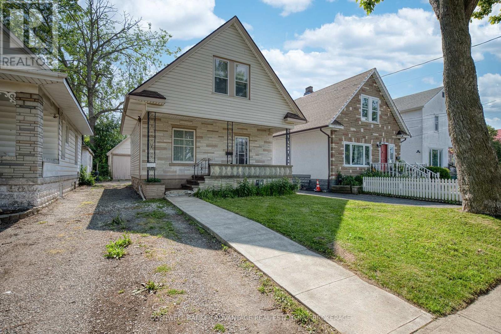 48 EMPIRE STREET, Welland, Ontario