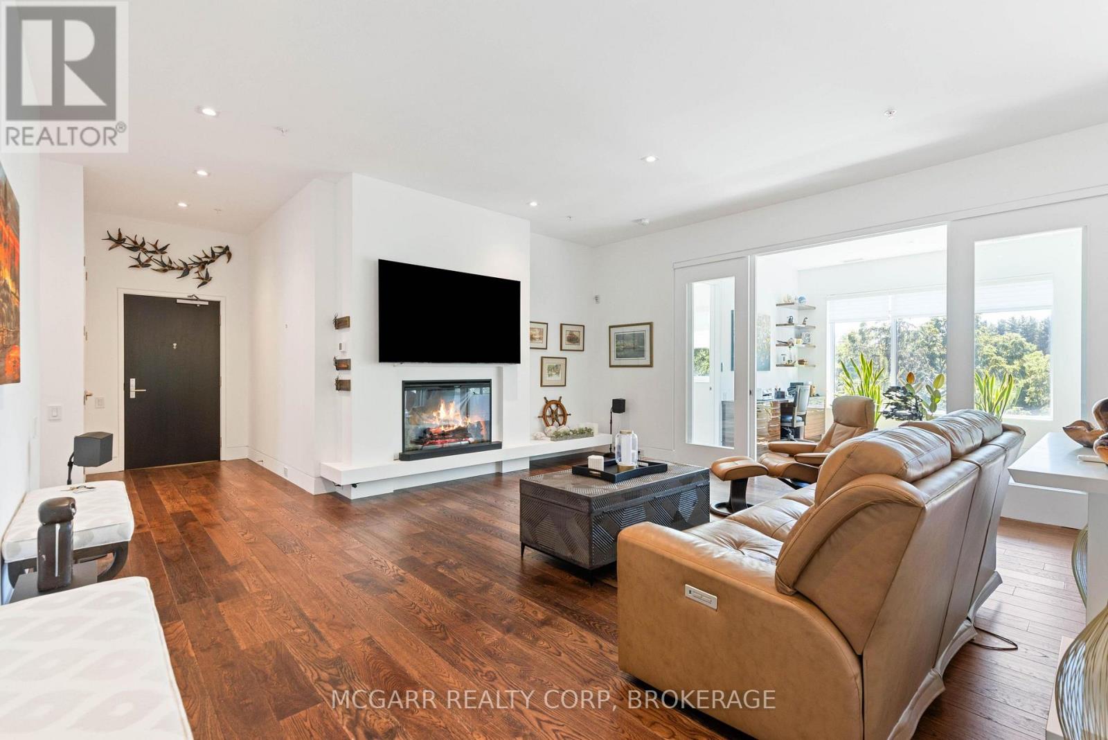 401 - 77 Yates Street, St. Catharines, Ontario  L2R 5R7 - Photo 3 - X13501622