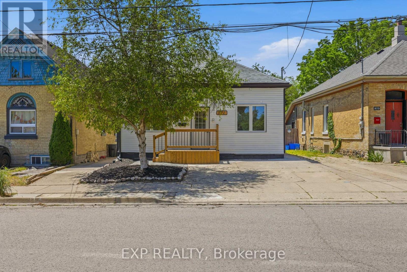 571 ELIZABETH STREET, London East, Ontario