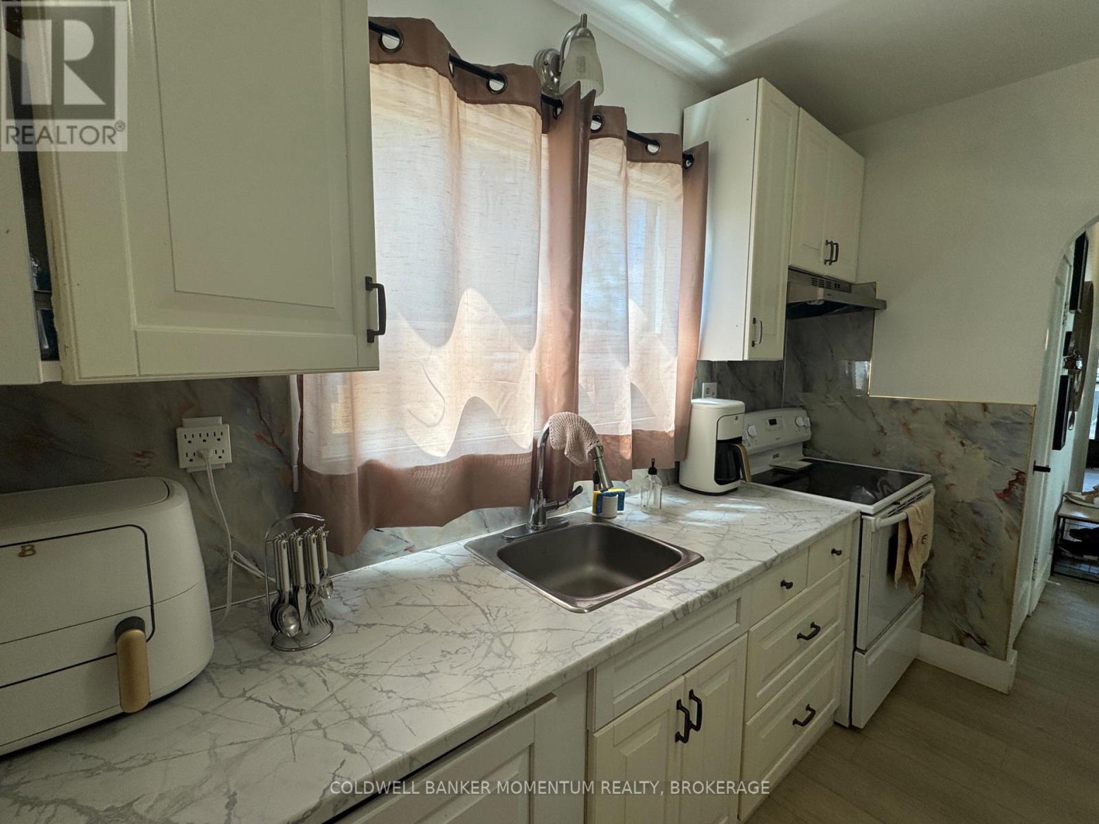 59 Asher Street, Welland, Ontario  L3B 4J2 - Photo 7 - X13502570