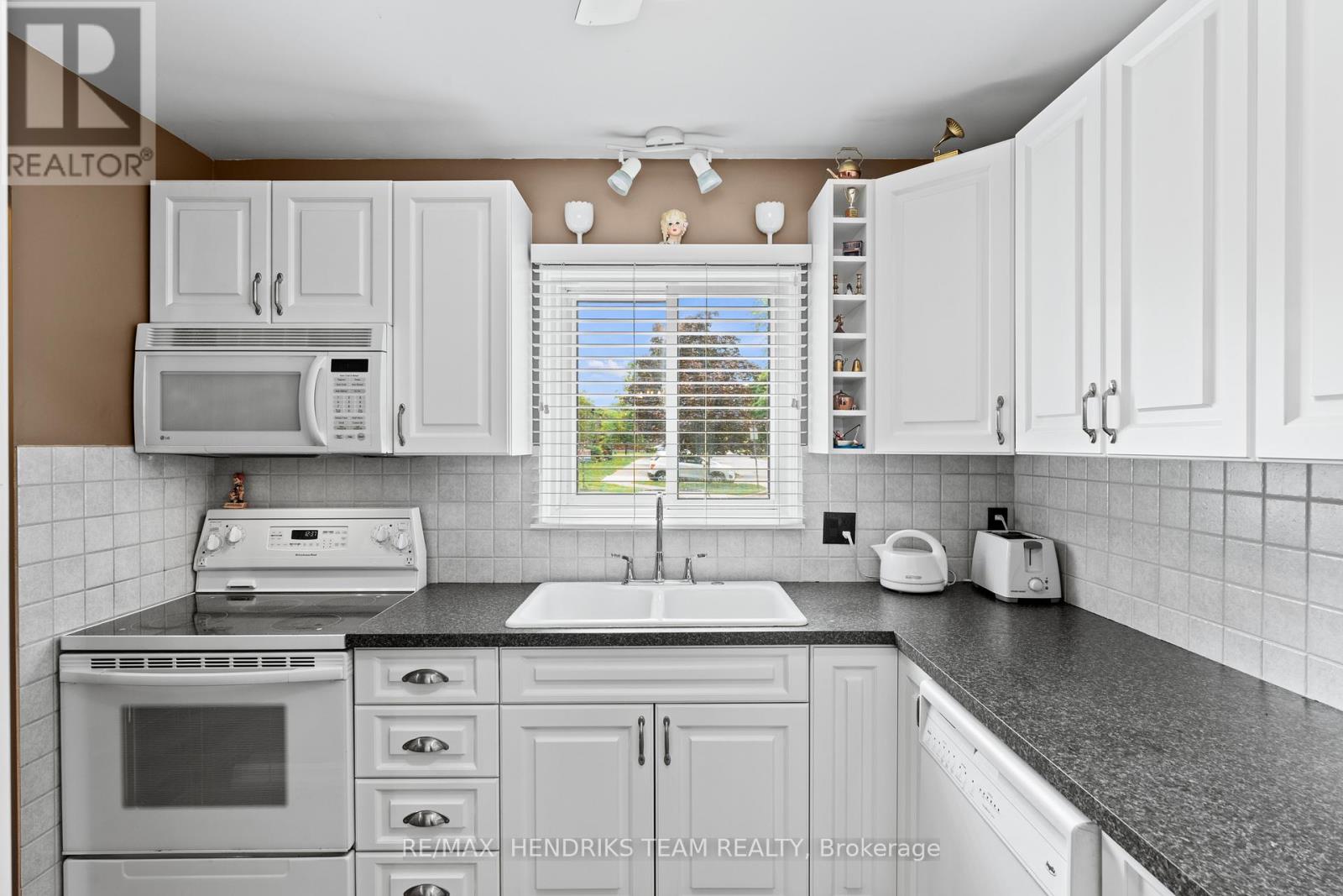 20 - 64 Forster Street, St. Catharines, Ontario  L2N 6T5 - Photo 6 - X13503018