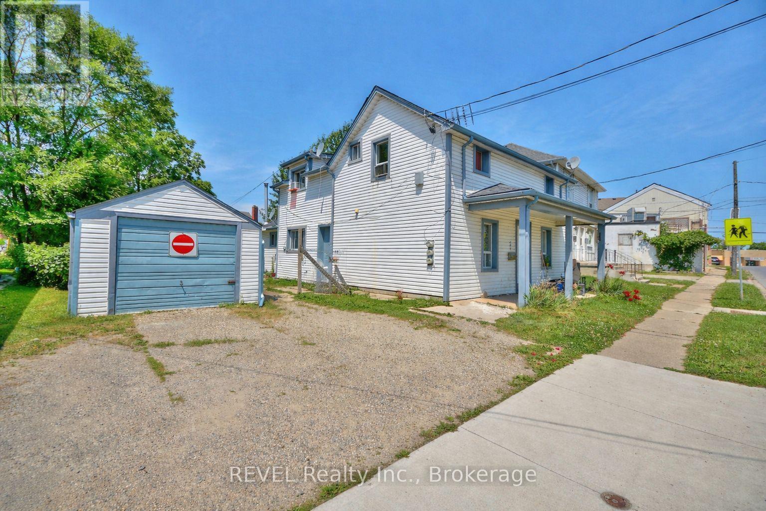 8 Pelham Road, St. Catharines, Ontario  L2S 1P9 - Photo 2 - X13503250